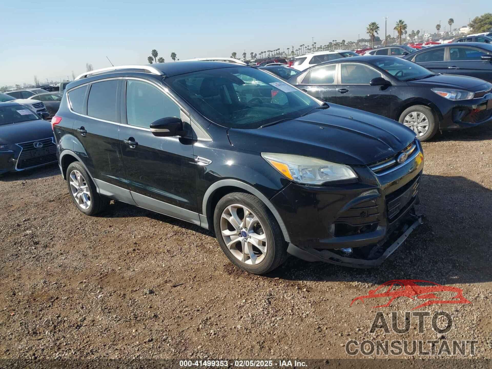 FORD ESCAPE 2016 - 1FMCU0J98GUC80361