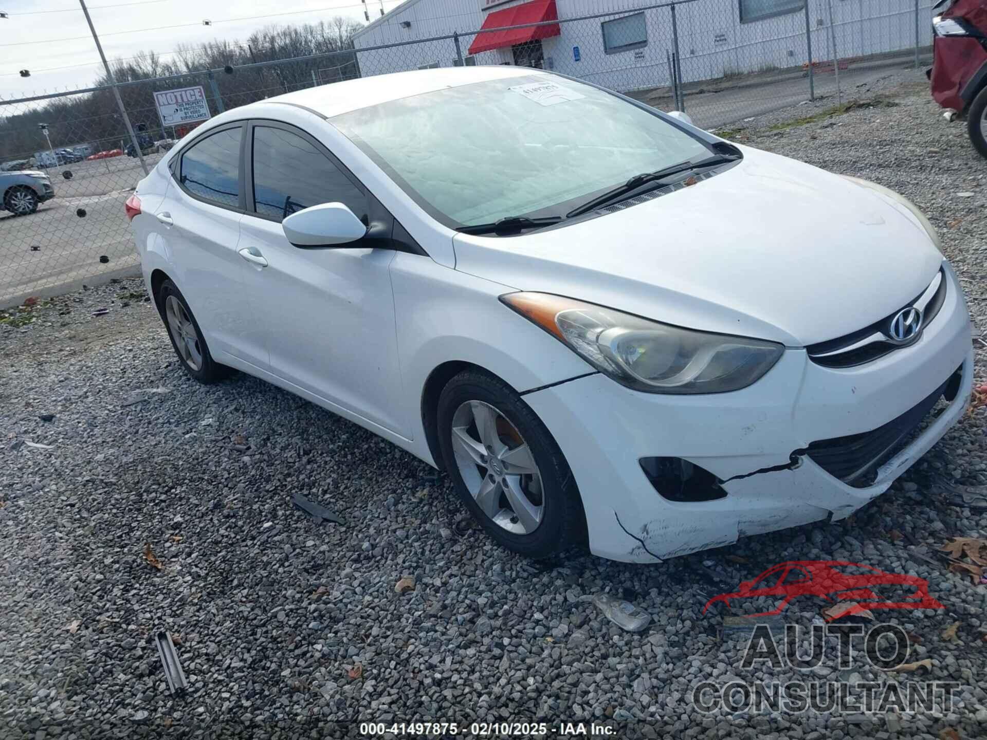 HYUNDAI ELANTRA 2013 - 5NPDH4AE9DH260580