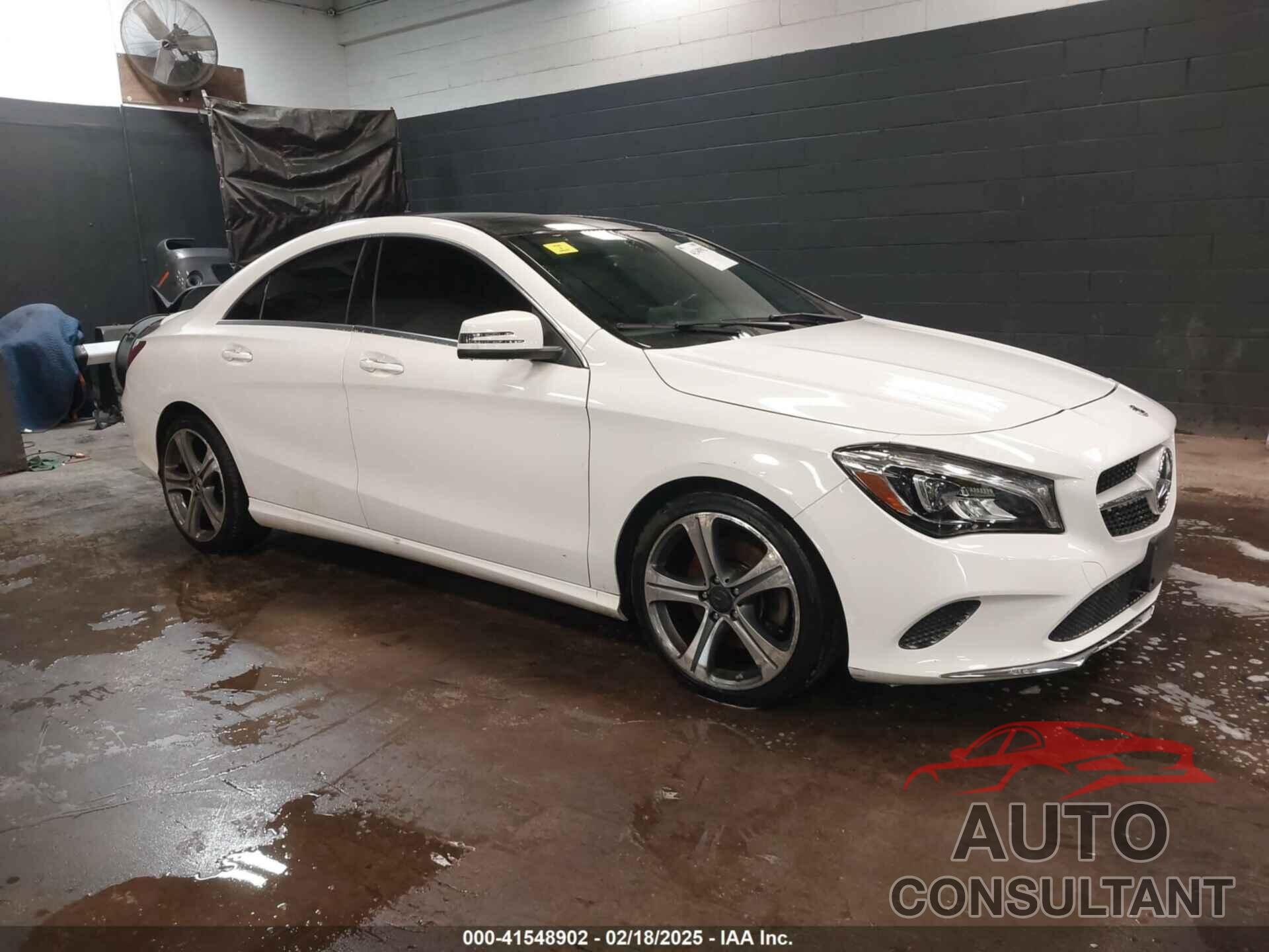 MERCEDES-BENZ CLA 250 2019 - WDDSJ4GB8KN765229