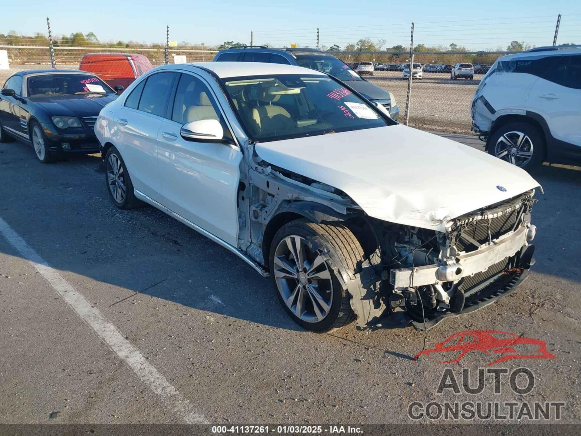 MERCEDES-BENZ C 300 2016 - 55SWF4JB2GU157426