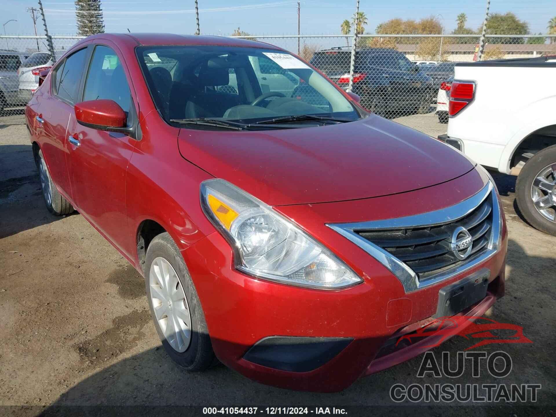 NISSAN VERSA 2019 - 3N1CN7AP1KL829123