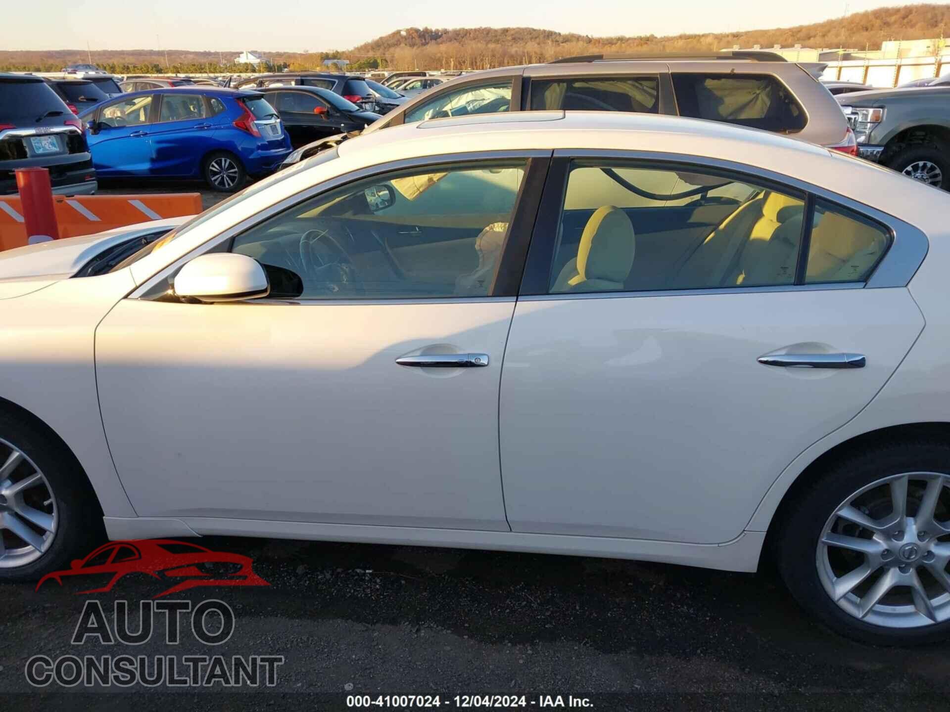 NISSAN MAXIMA 2011 - 1N4AA5AP4BC855415