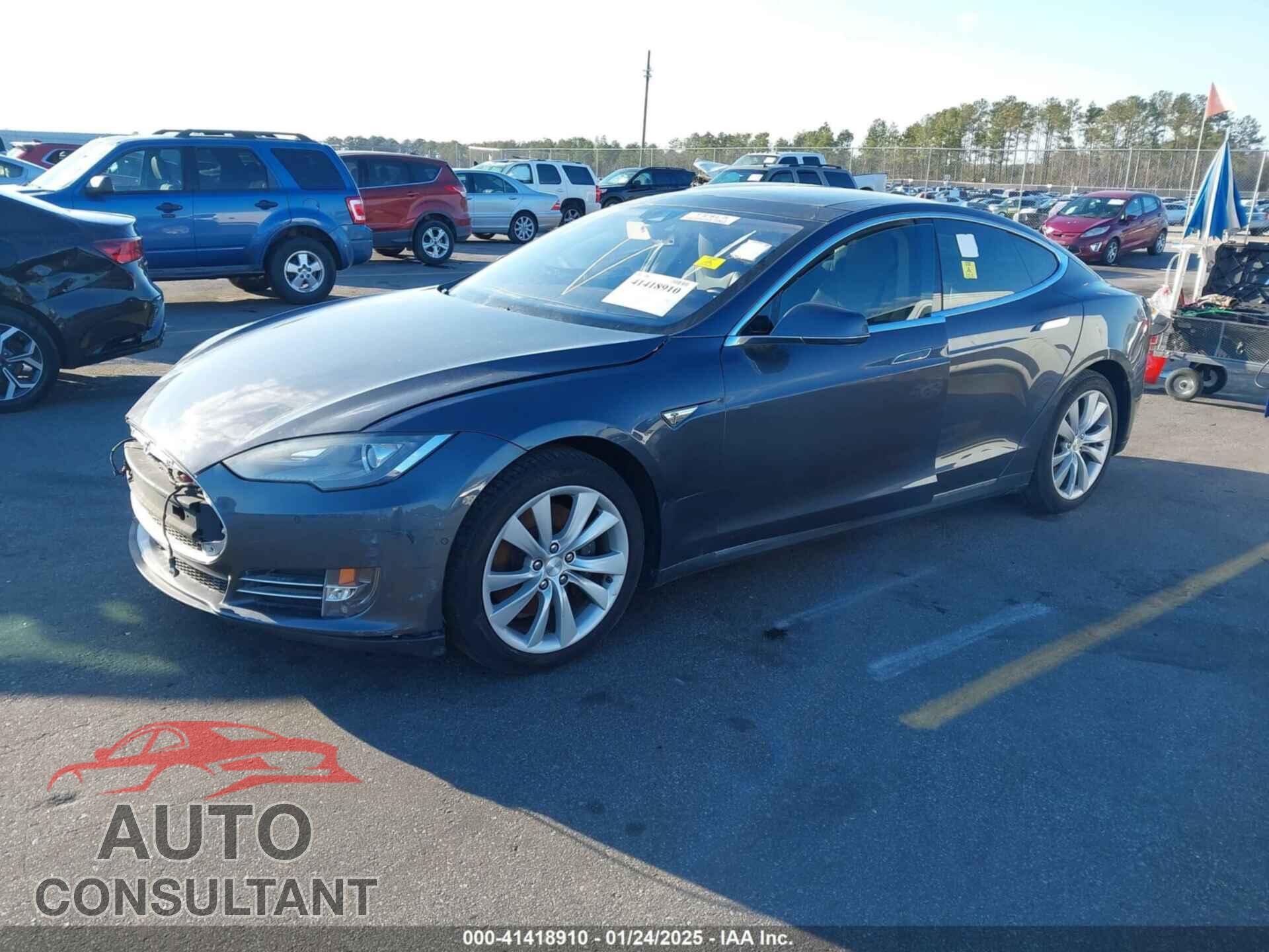 TESLA MODEL S 2015 - 5YJSA1H1XFFP68751