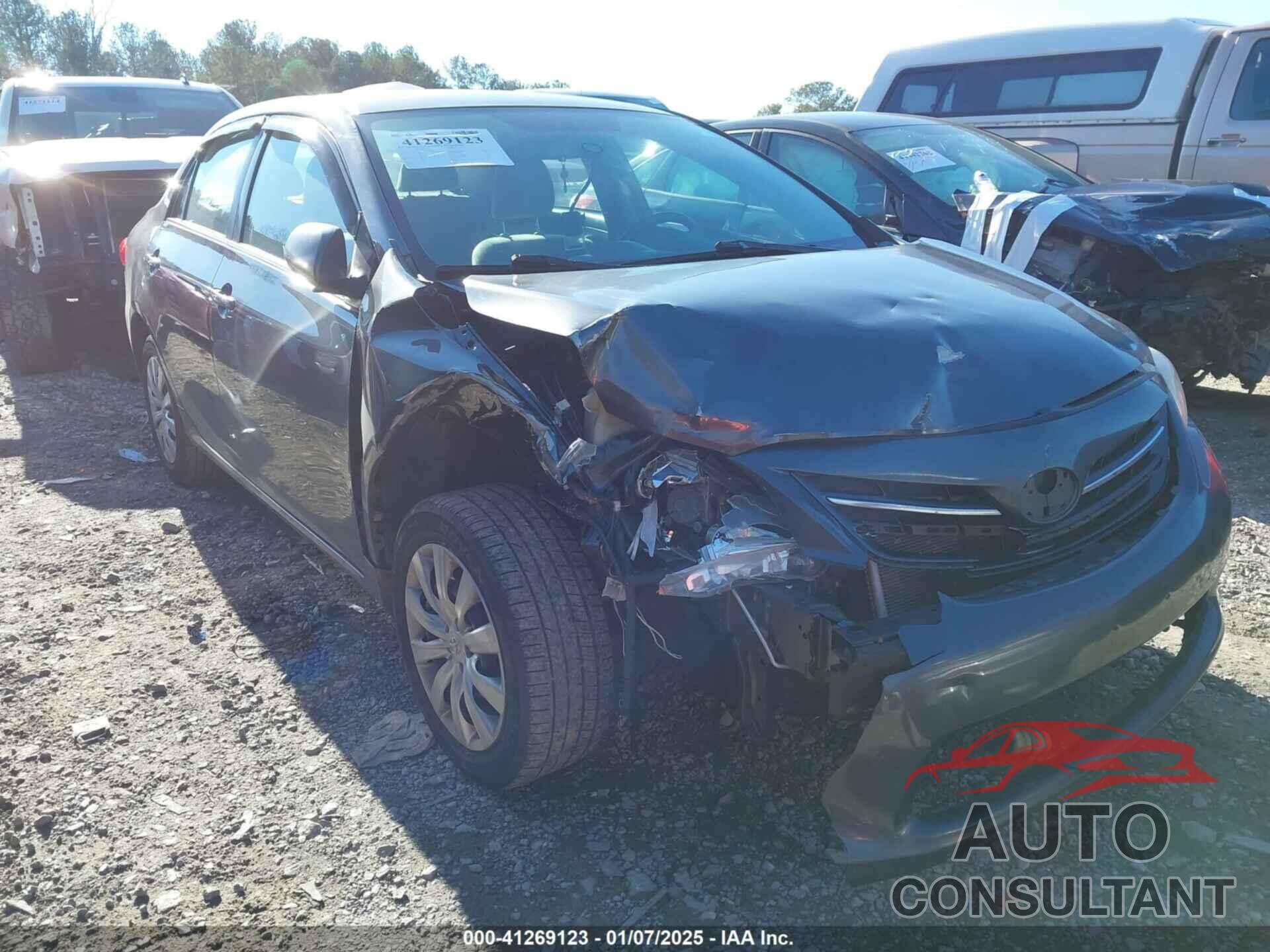 TOYOTA COROLLA 2013 - 2T1BU4EE1DC070367