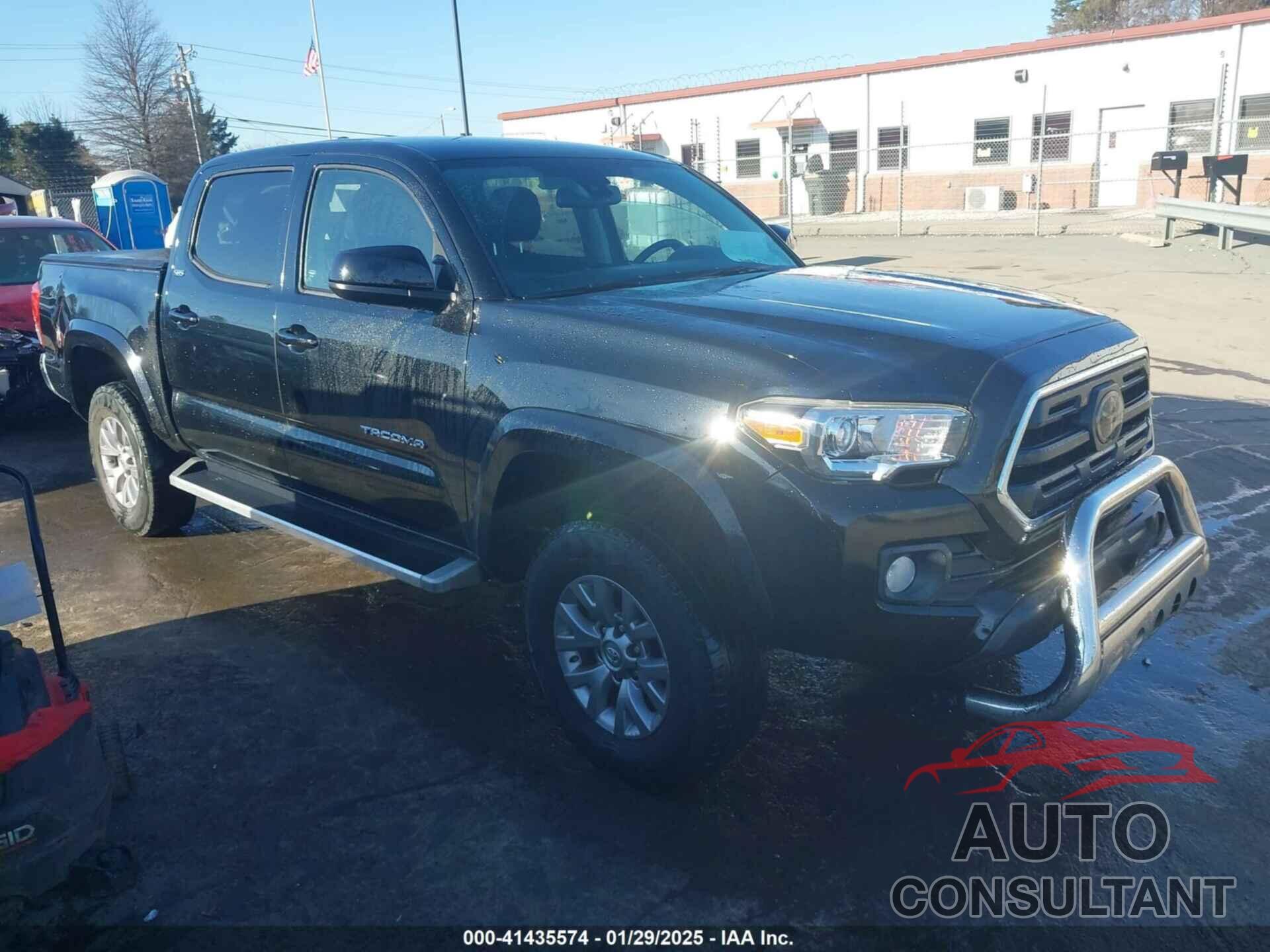 TOYOTA TACOMA 2018 - 5TFAZ5CNXJX057538