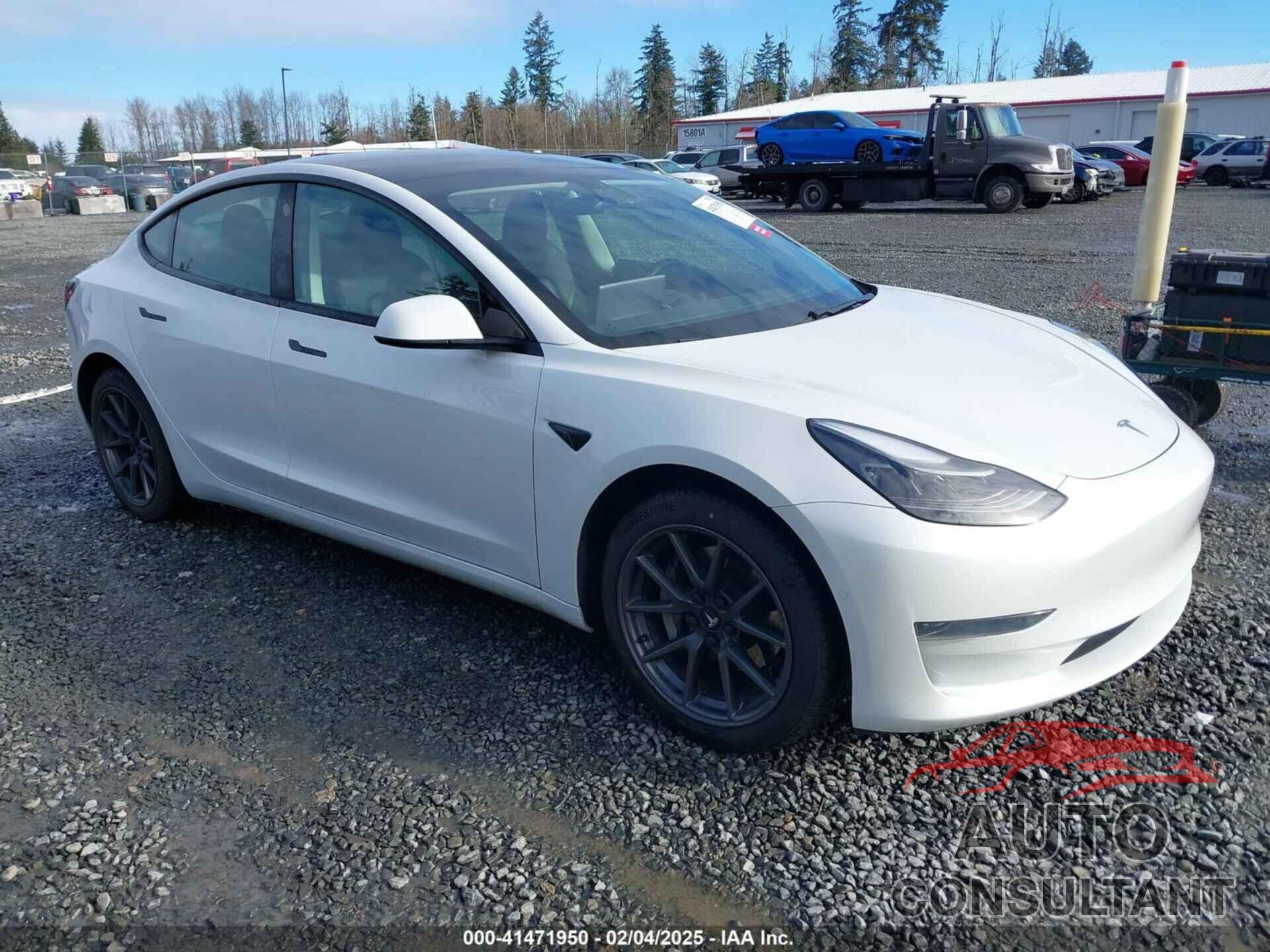 TESLA MODEL 3 2021 - 5YJ3E1EA4MF907895