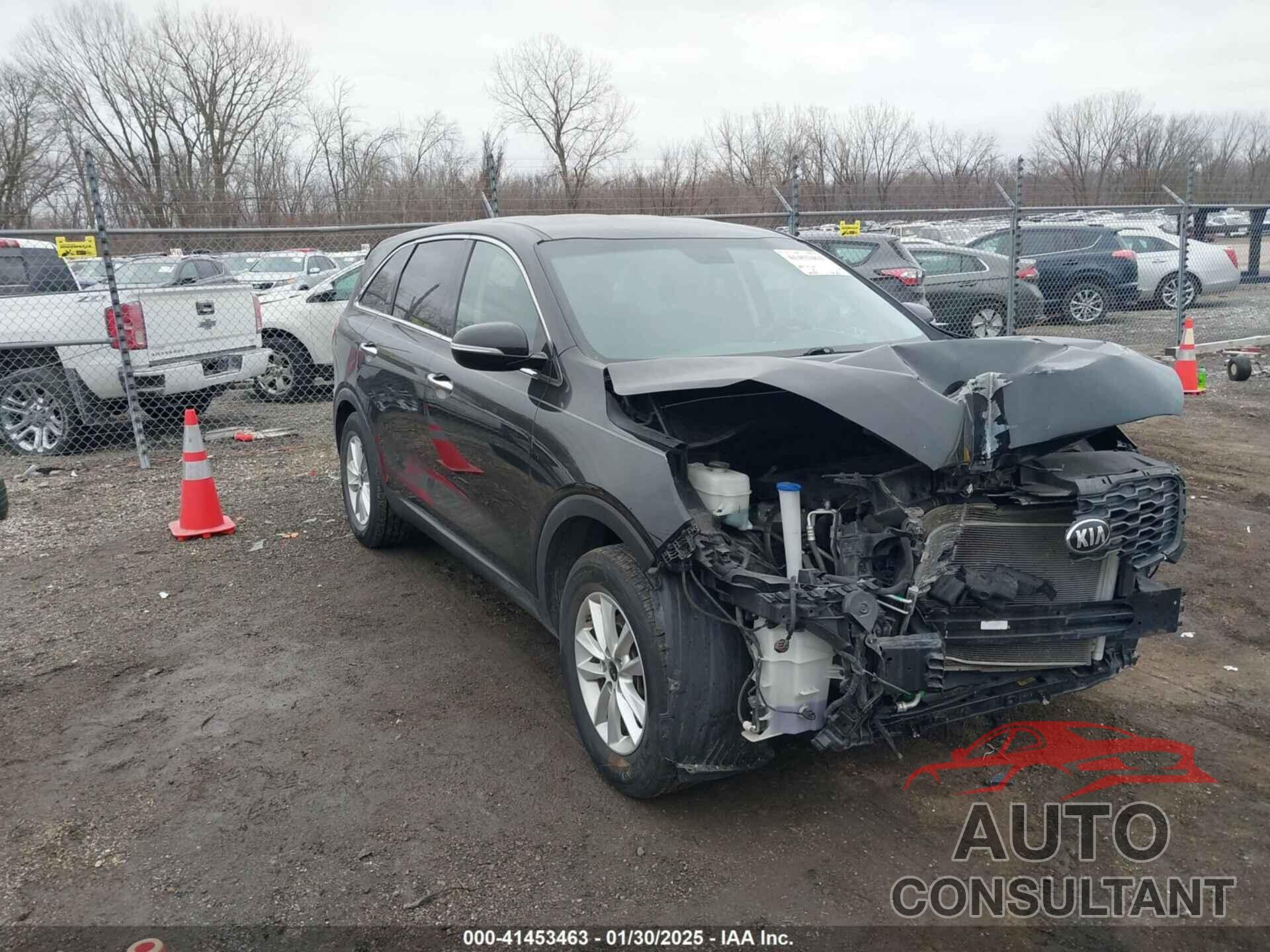 KIA SORENTO 2019 - 5XYPG4A35KG491026