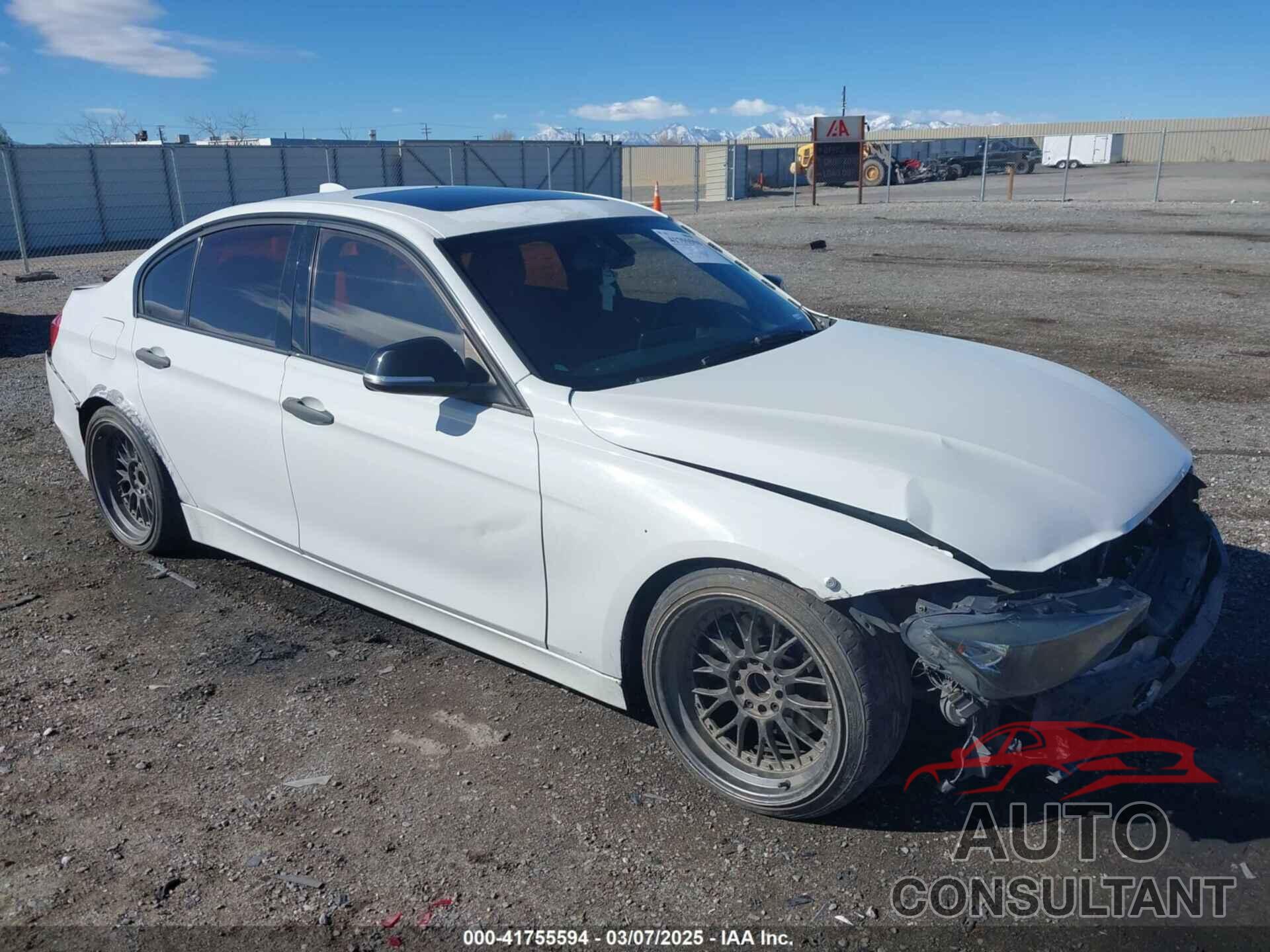 BMW 328I 2013 - WBA3C1C53DF434768