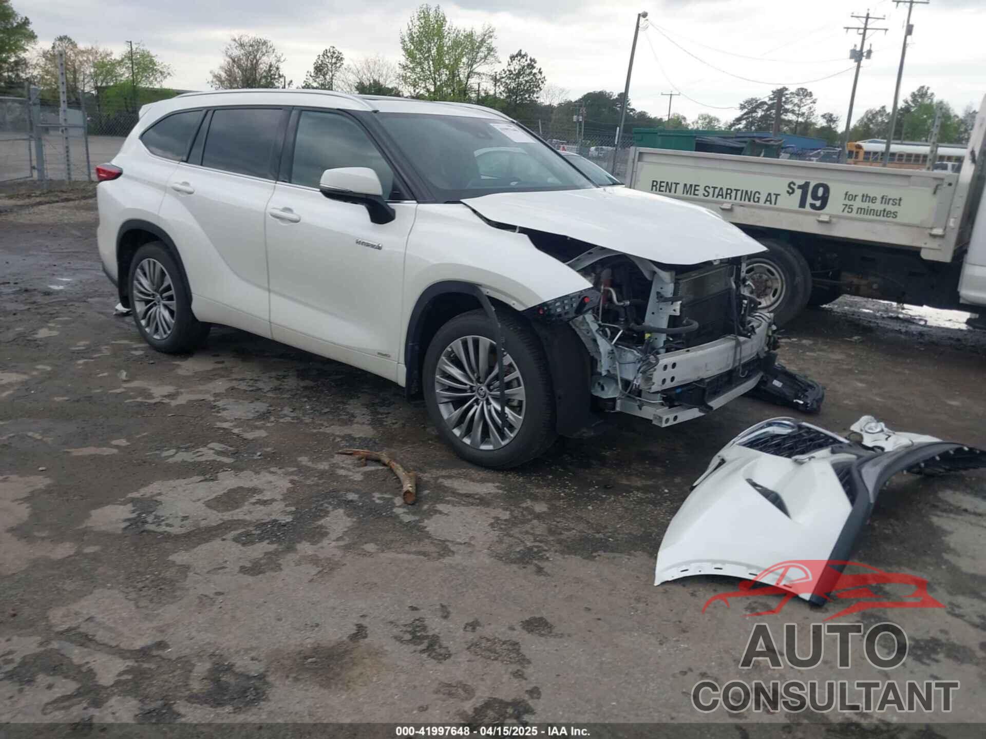TOYOTA HIGHLANDER 2021 - 5TDEBRCH6MS031813