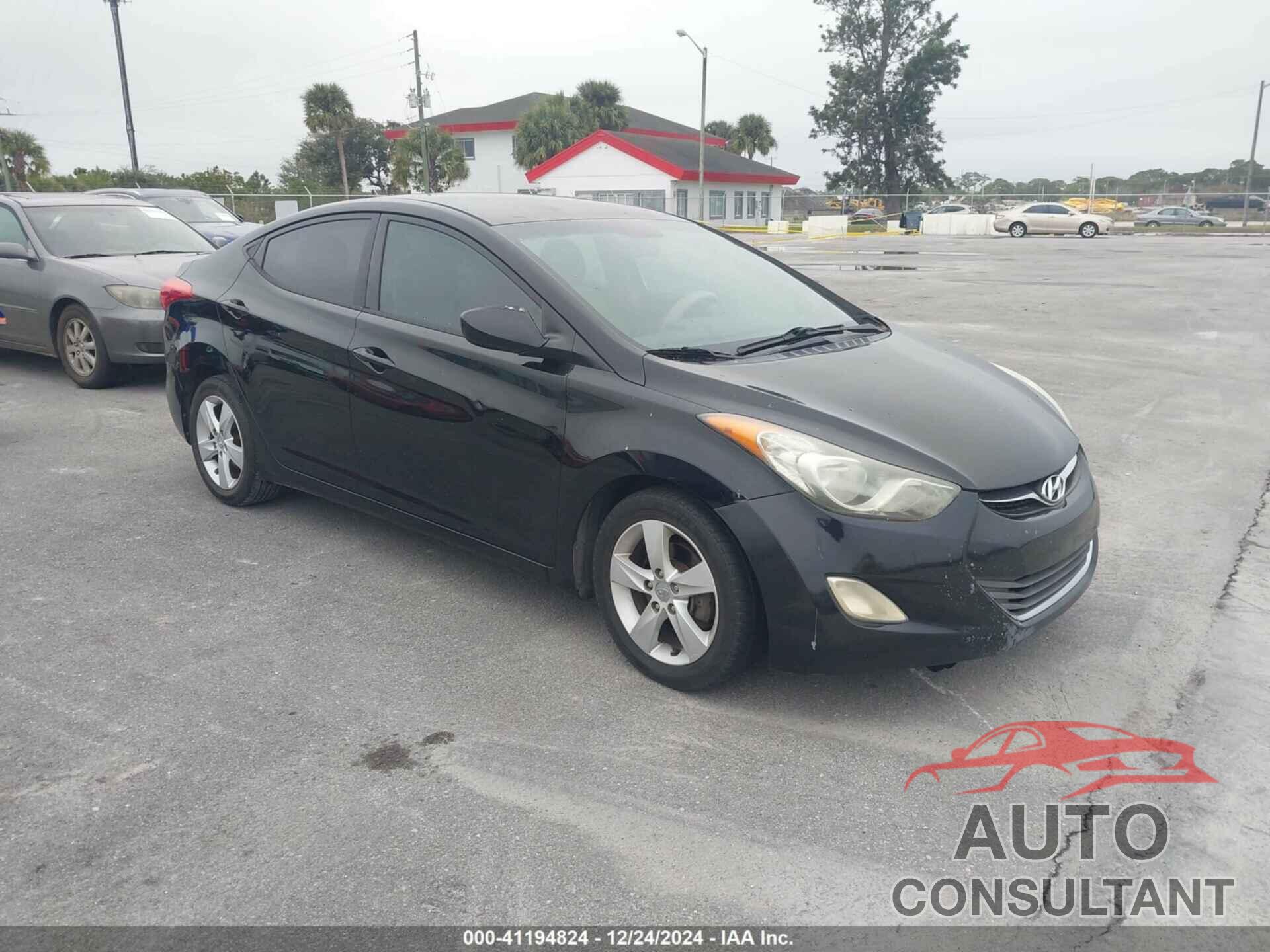 HYUNDAI ELANTRA 2013 - 5NPDH4AE6DH243218