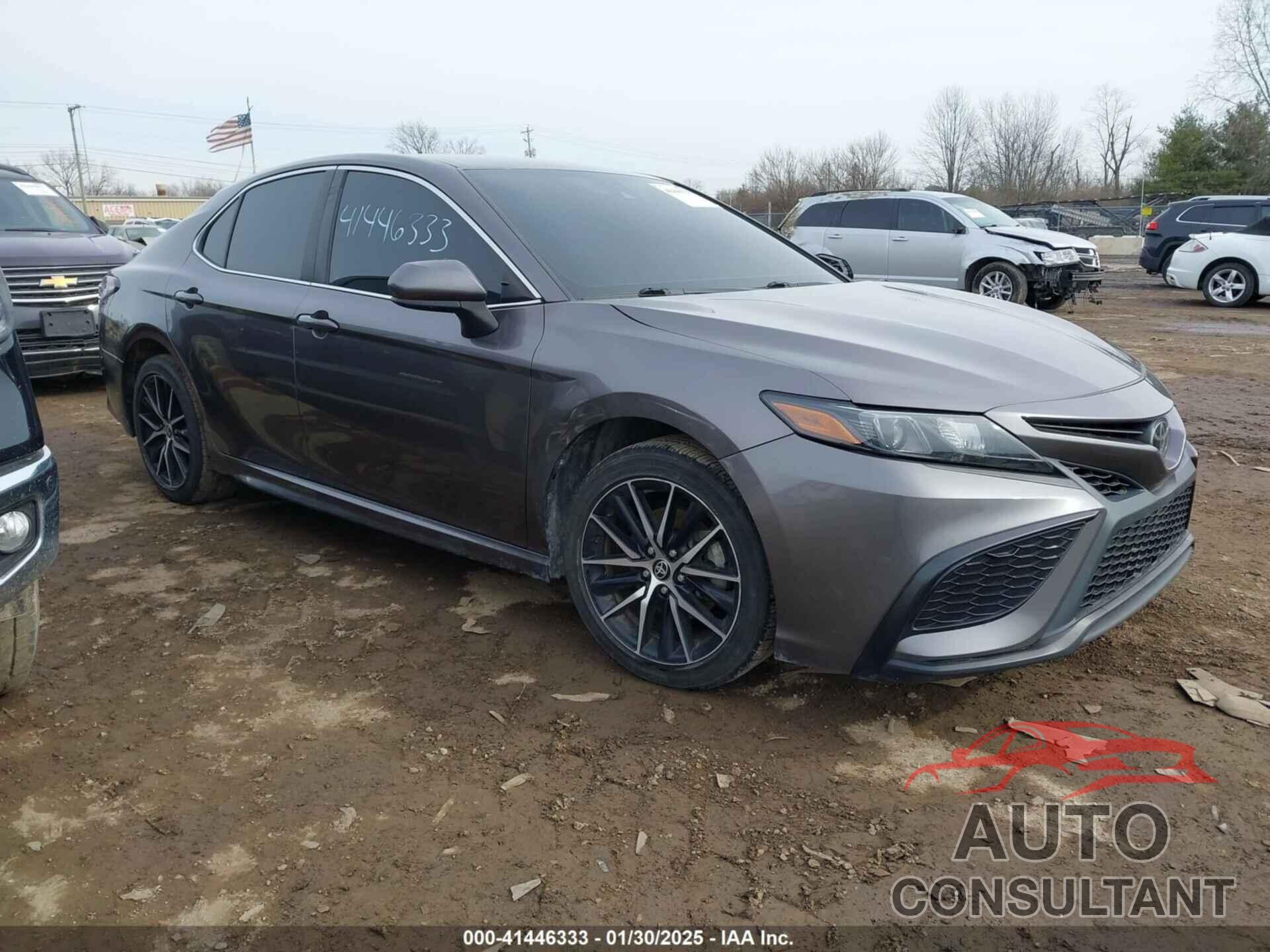 TOYOTA CAMRY 2021 - 4T1G11AK5MU414225