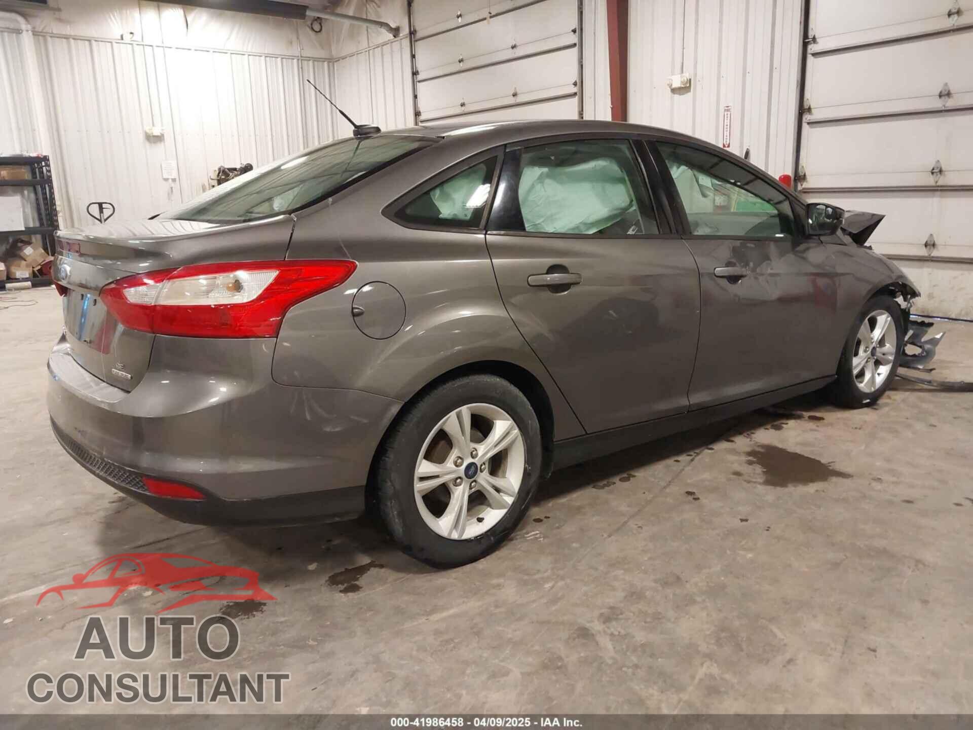 FORD FOCUS 2014 - 1FADP3F2XEL280190