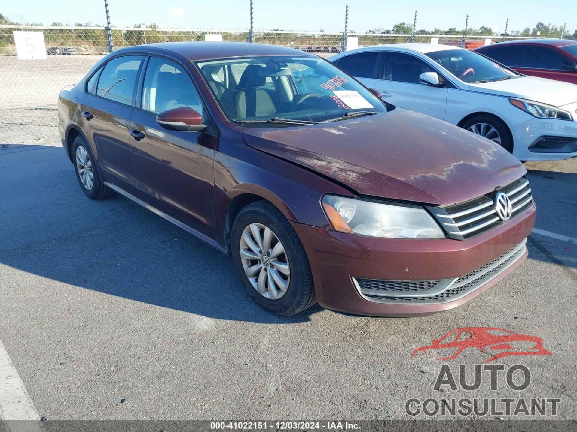 VOLKSWAGEN PASSAT 2012 - 1VWAH7A35CC081530