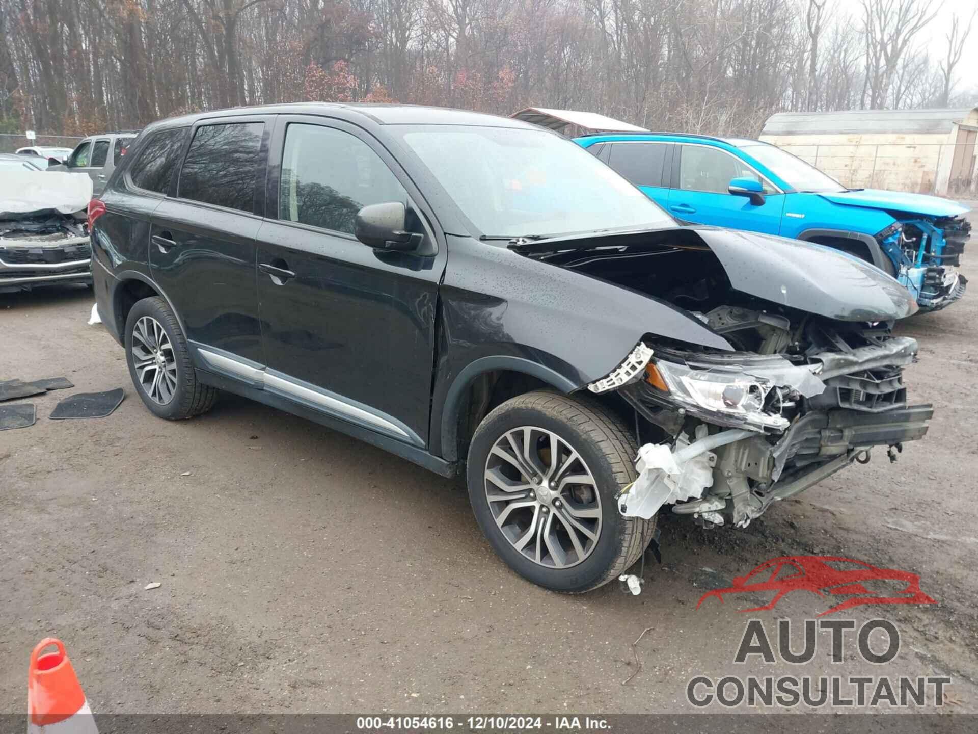 MITSUBISHI OUTLANDER 2018 - JA4AZ3A34JZ061721