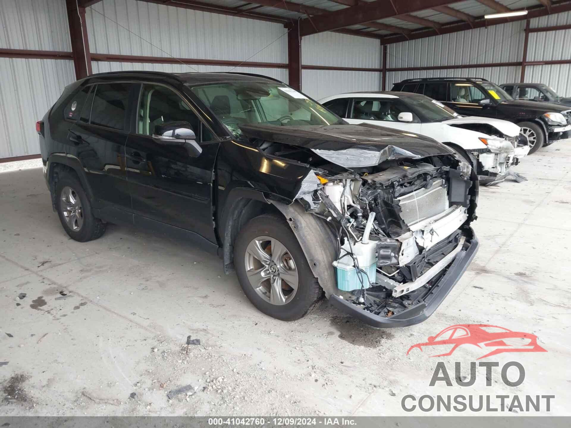 TOYOTA RAV4 HYBRID 2022 - JTMMWRFV4ND142875