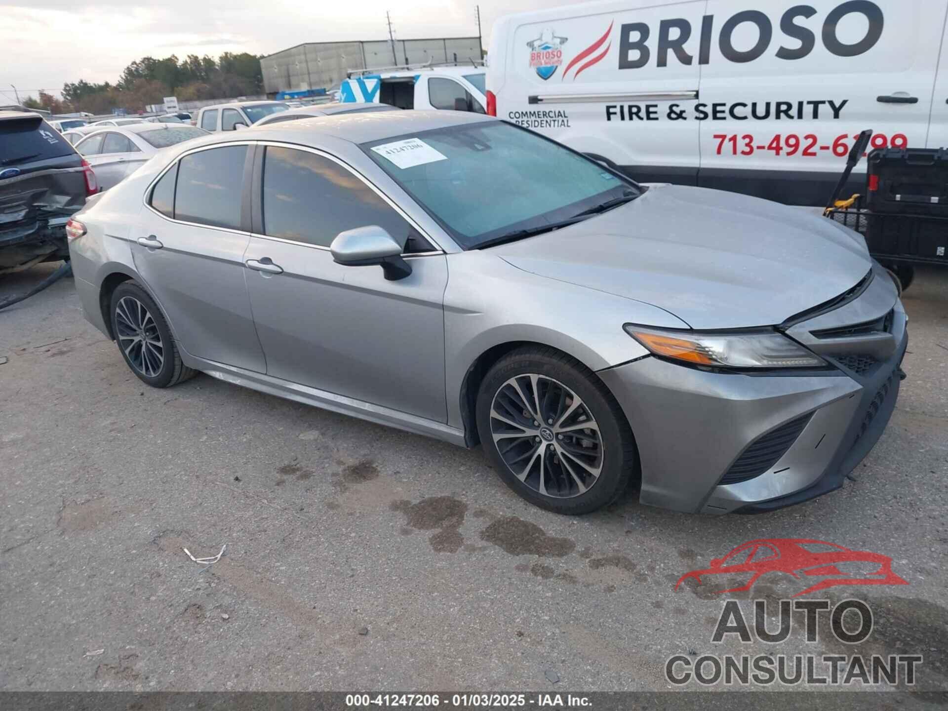 TOYOTA CAMRY 2020 - 4T1G11AK6LU931161