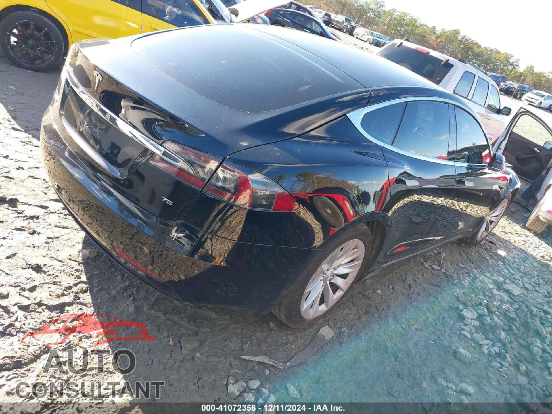 TESLA MODEL S 2017 - 5YJSA1E17HF201260