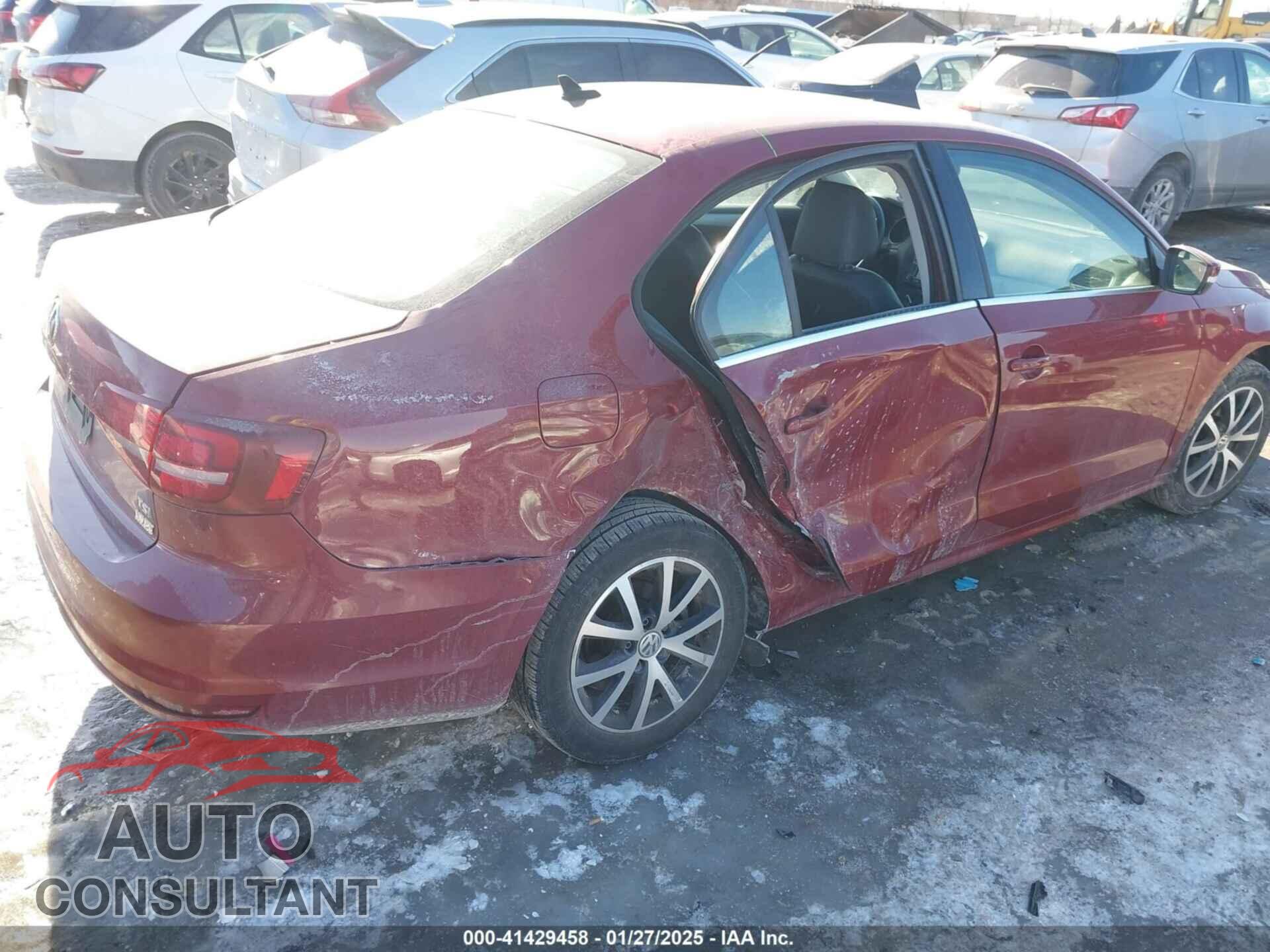 VOLKSWAGEN JETTA 2017 - 3VWDB7AJ9HM323142