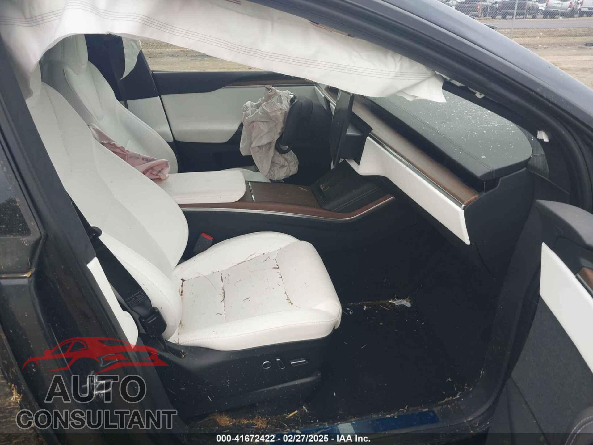 TESLA MODEL X 2024 - 7SAXCBE56RF435242