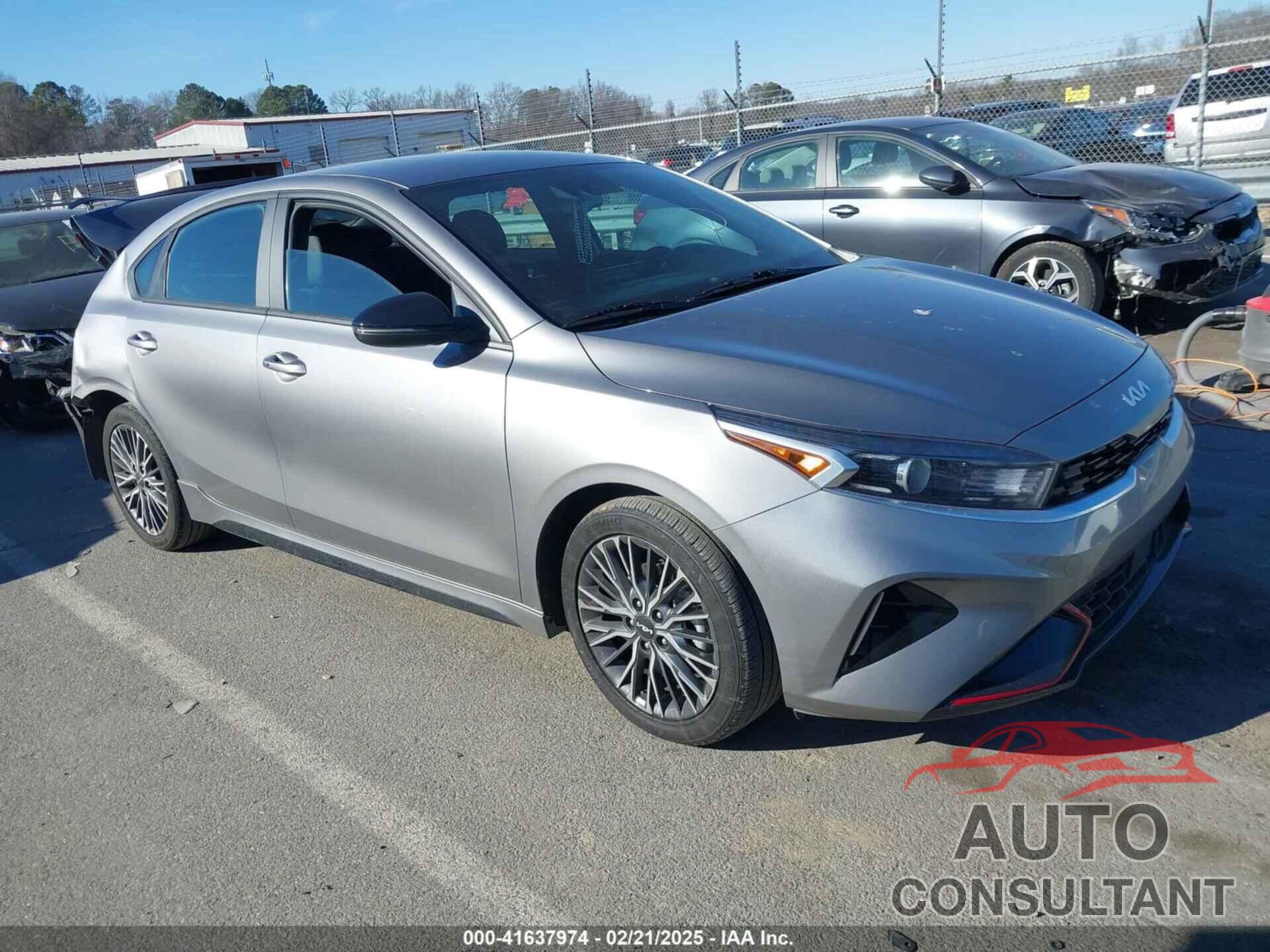 KIA FORTE 2023 - 3KPF54AD4PE641111