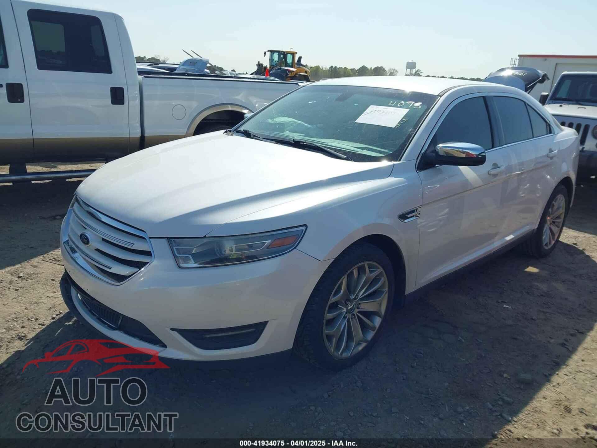 FORD TAURUS 2013 - 1FAHP2F82DG218533