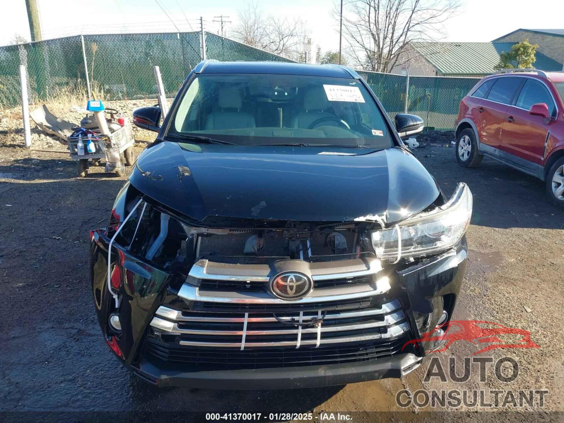 TOYOTA HIGHLANDER 2018 - 5TDDZRFH3JS869473