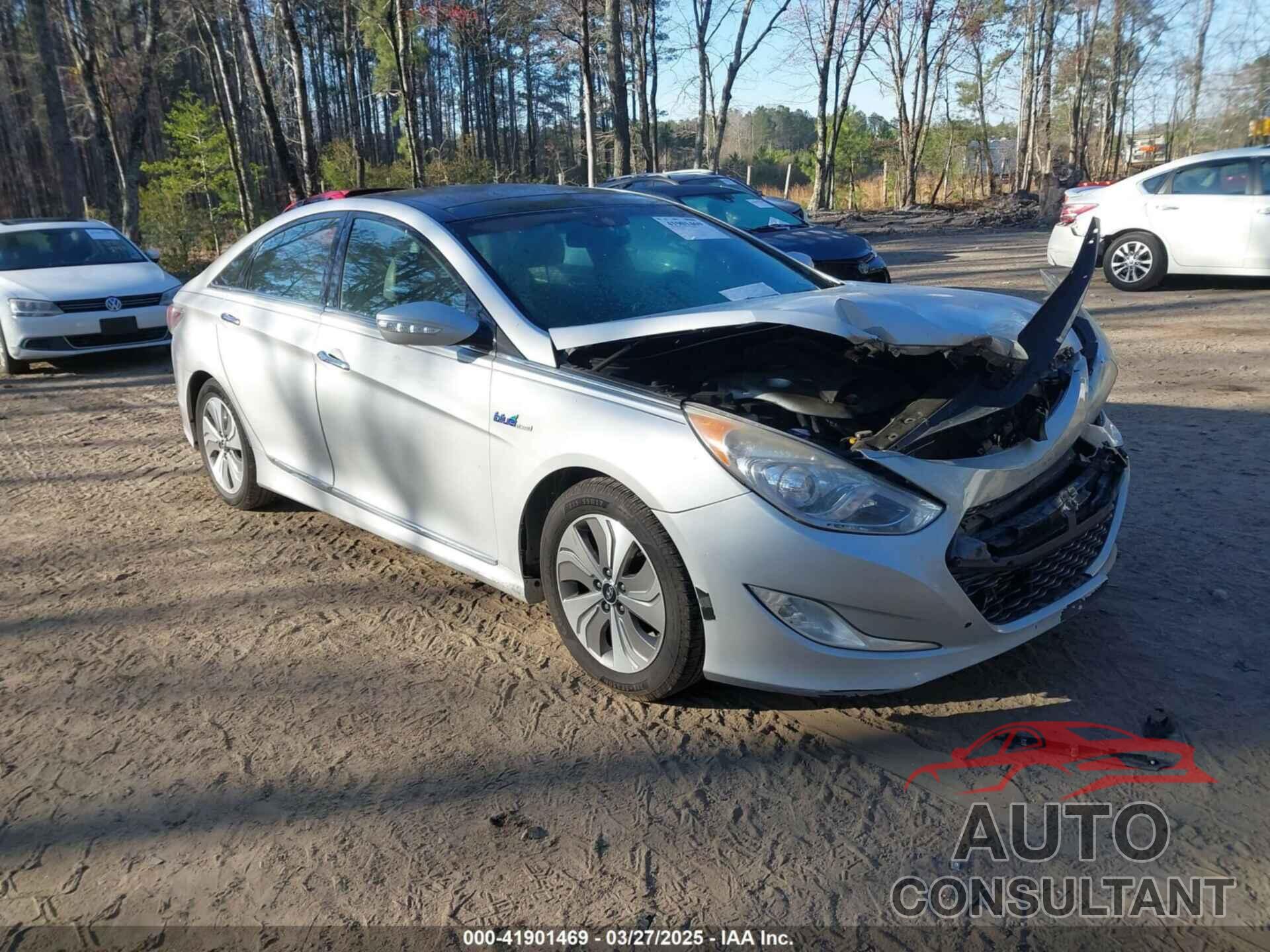 HYUNDAI SONATA HYBRID 2015 - KMHEC4A45FA130070