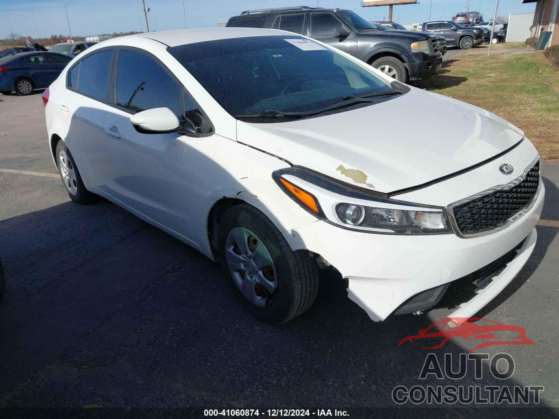 KIA FORTE 2017 - 3KPFK4A75HE040147