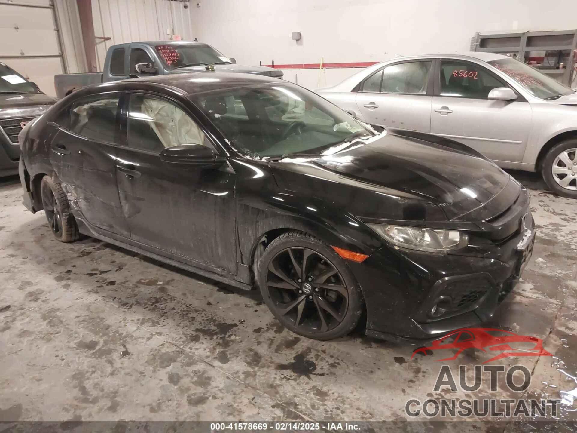 HONDA CIVIC 2018 - SHHFK7G48JU230568