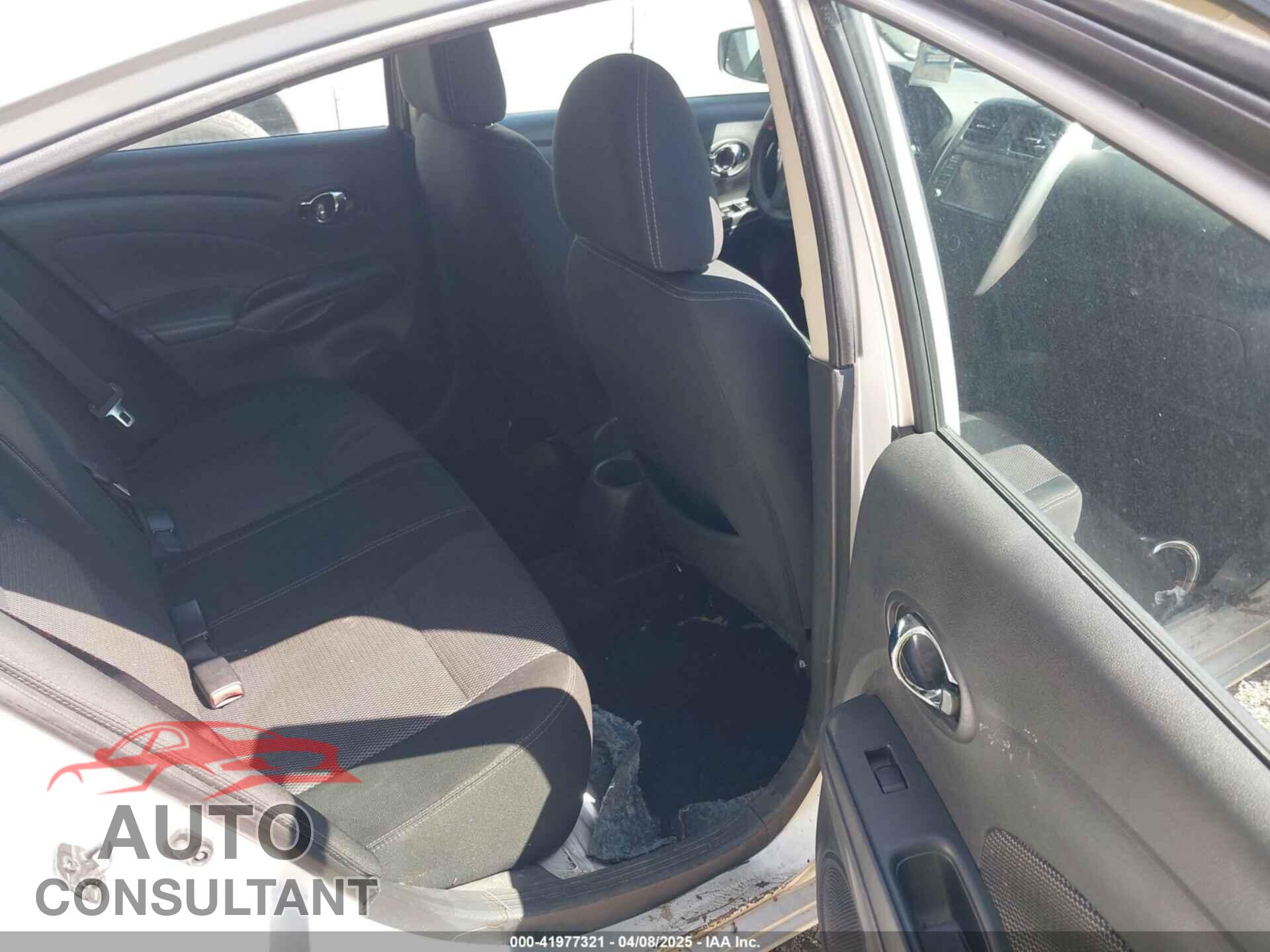 NISSAN VERSA 2019 - 3N1CN7AP3KL844397