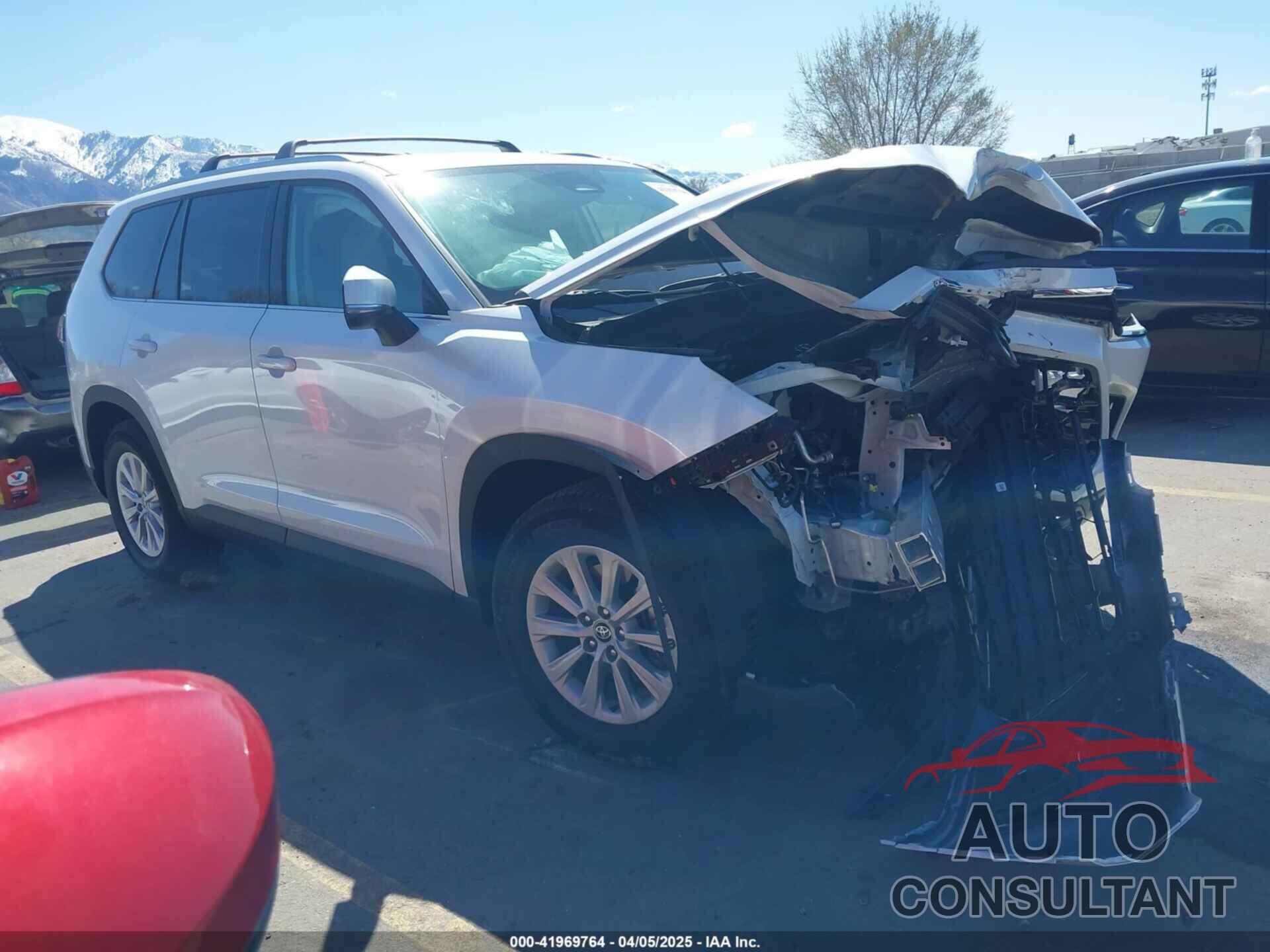 TOYOTA GRAND HIGHLANDER 2024 - 5TDAAAB51RS025015