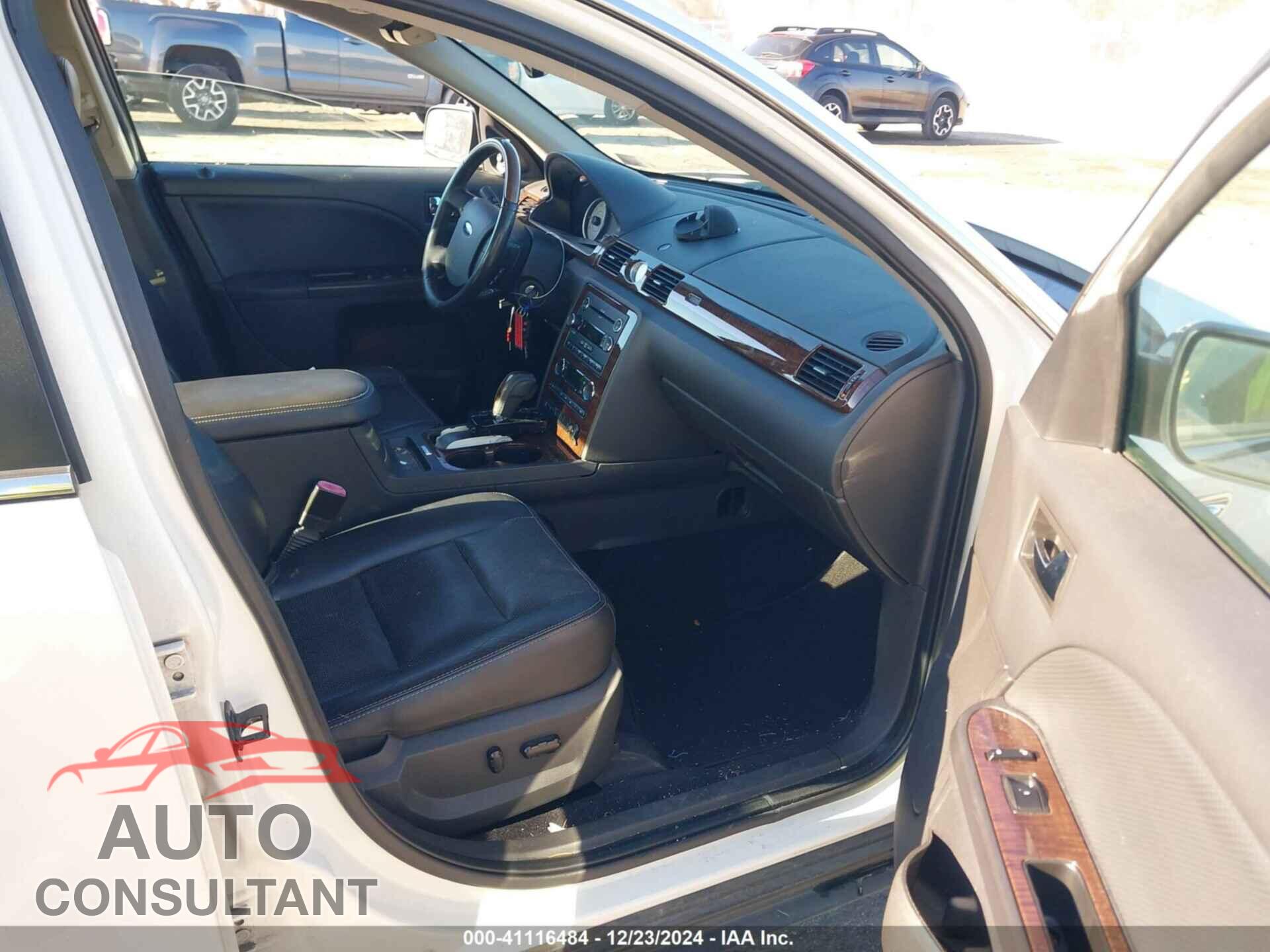 FORD TAURUS 2009 - 1FAHP28W79G105082