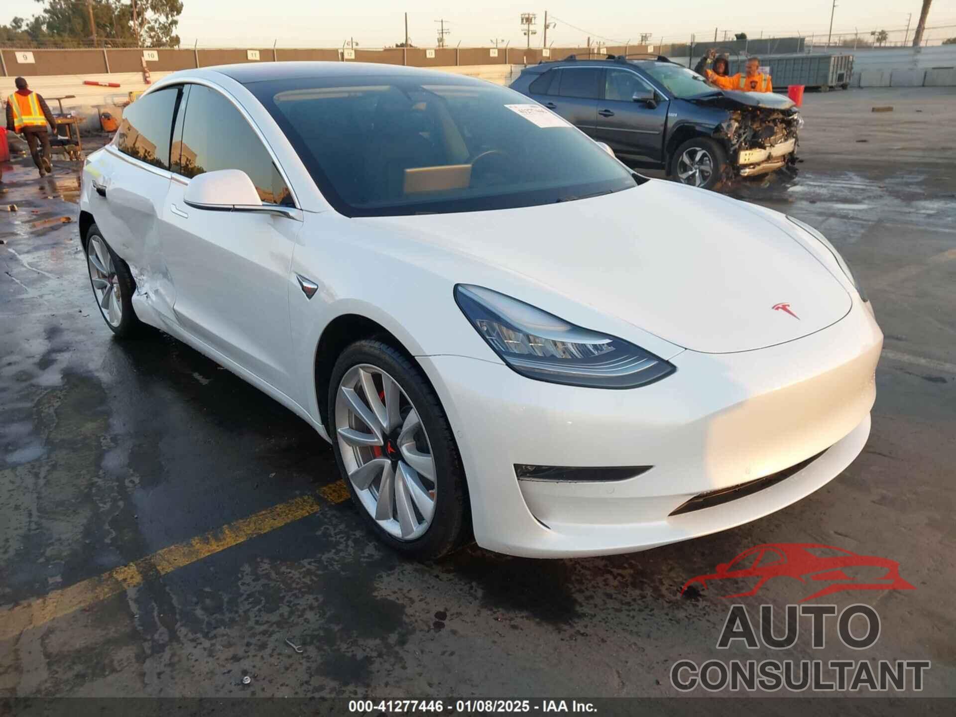 TESLA MODEL 3 2018 - 5YJ3E1EA1JF164821