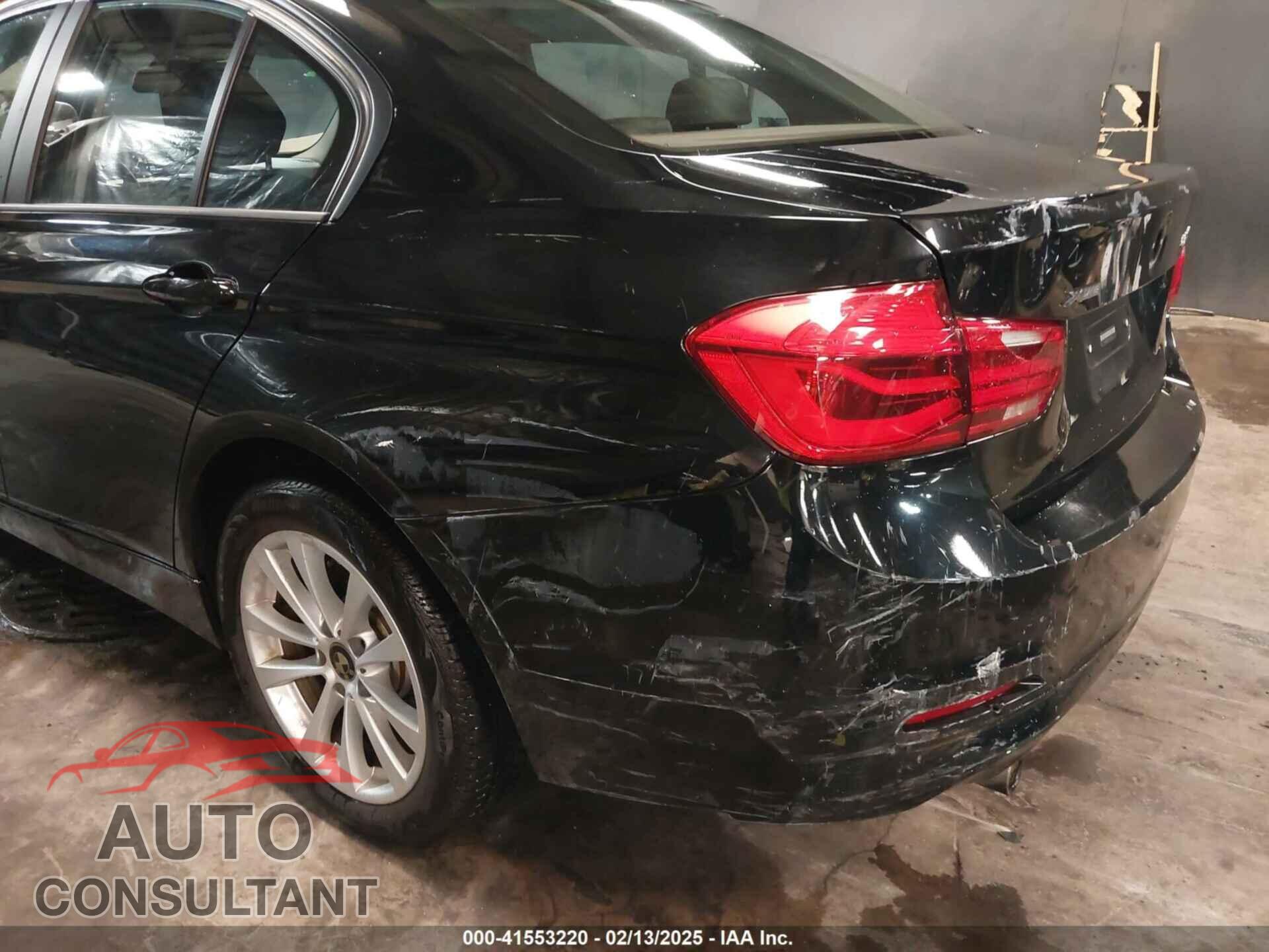 BMW 320I 2016 - WBA8E5G5XGNU20717