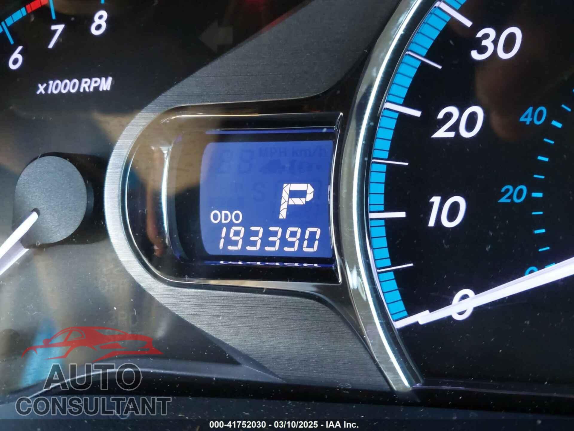 TOYOTA SIENNA 2013 - 5TDYK3DC8DS402418