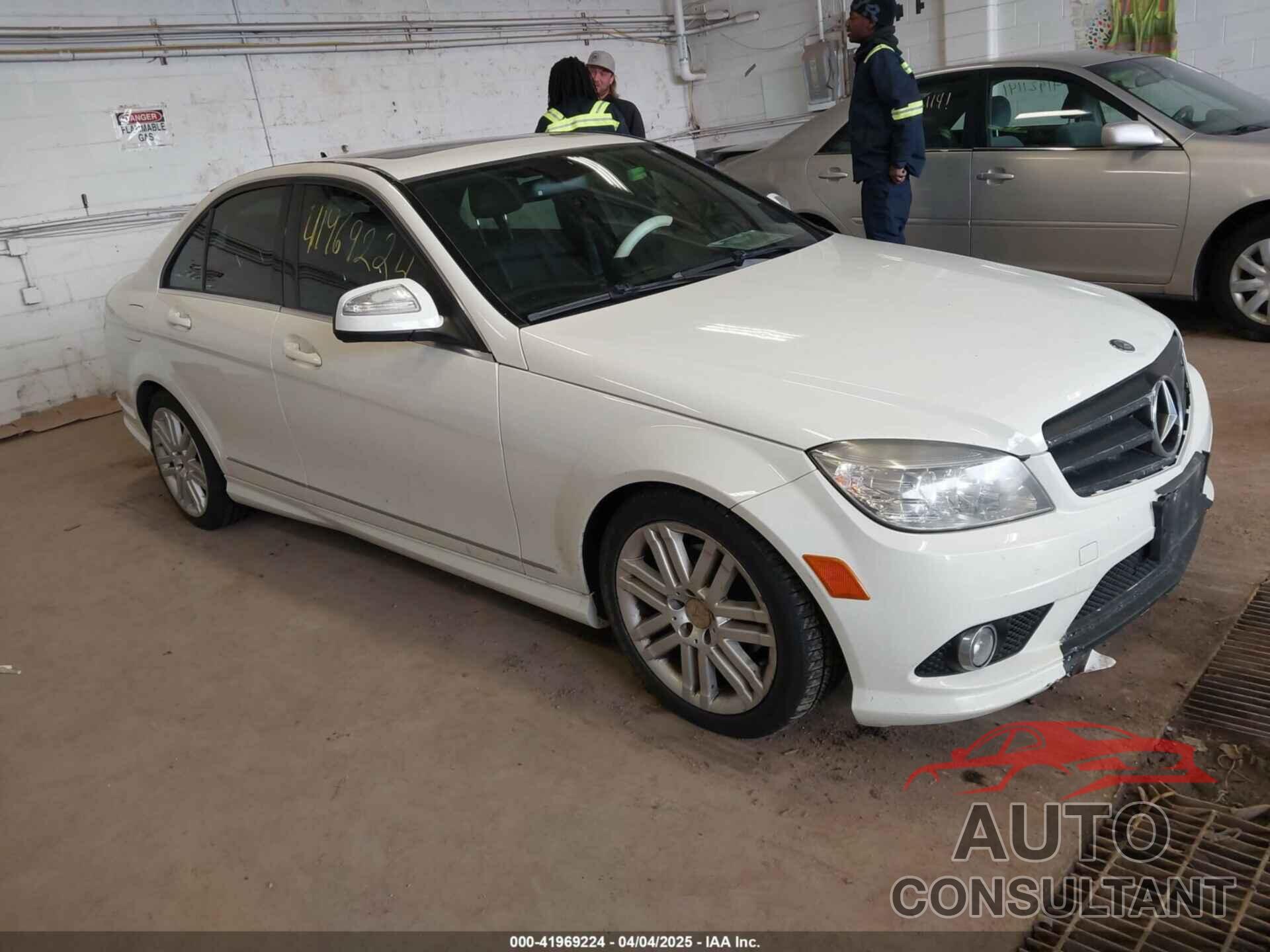 MERCEDES-BENZ C 300 2009 - WDDGF81XX9F281618