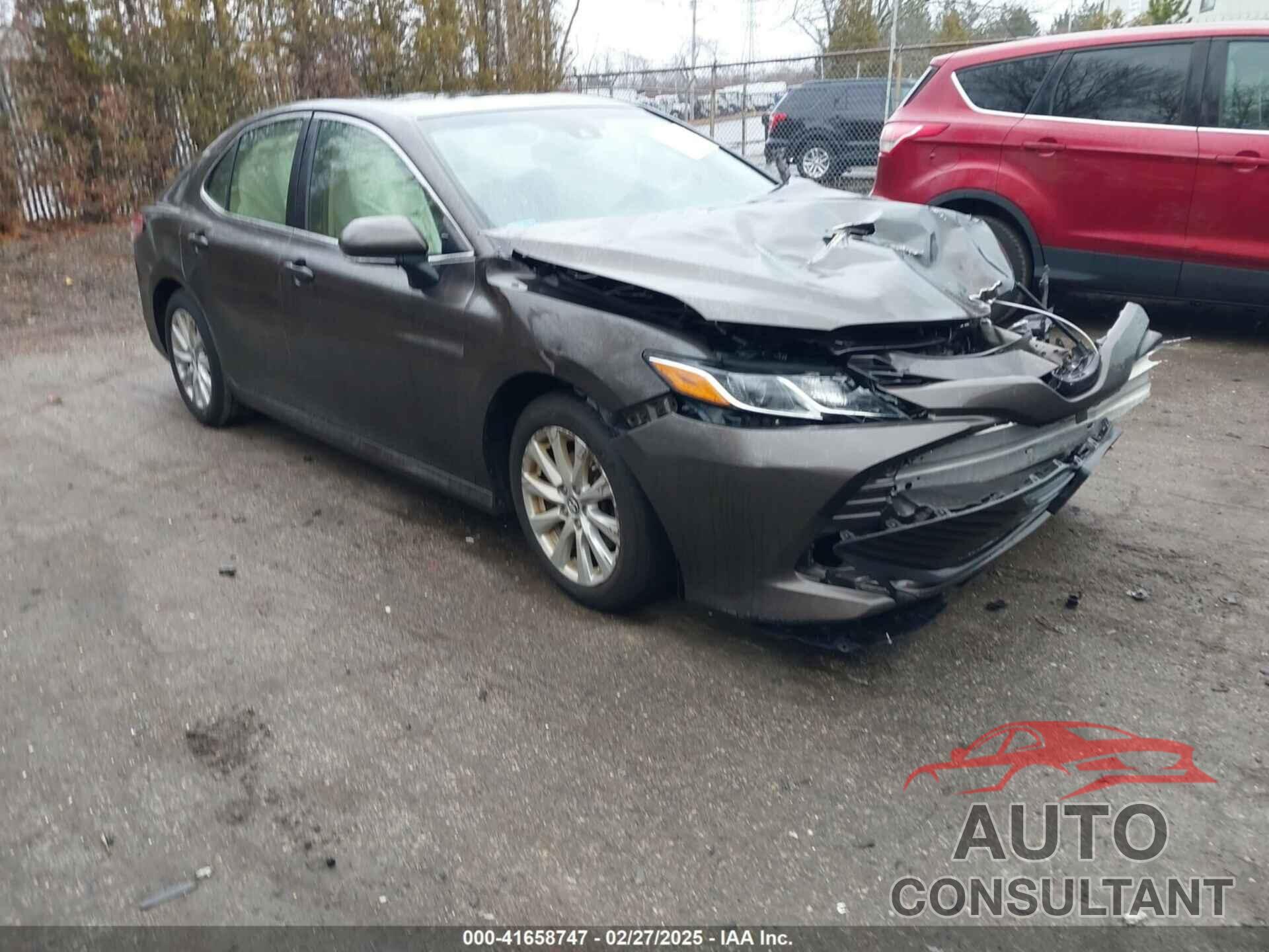 TOYOTA CAMRY 2018 - JTNB11HK1J3040200