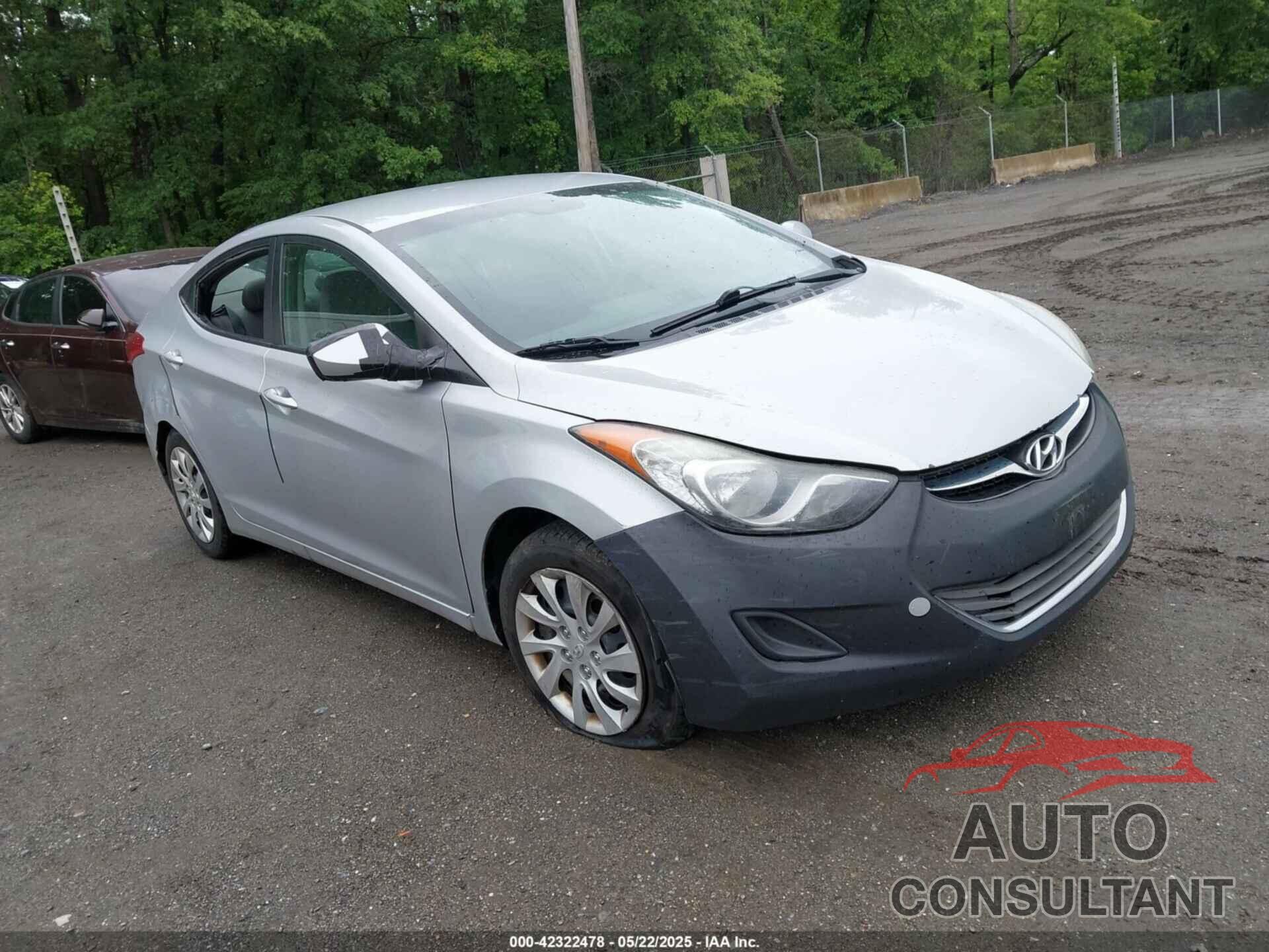 HYUNDAI ELANTRA 2012 - 5NPDH4AE5CH066675