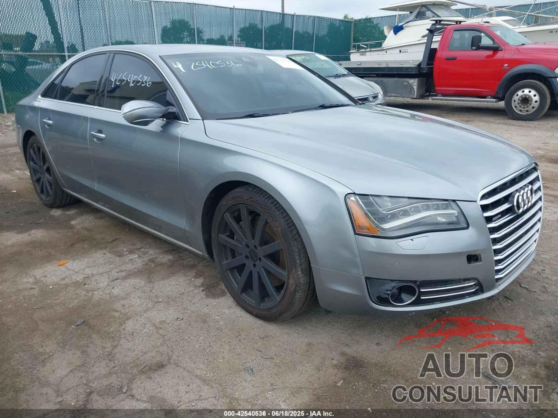 AUDI A8 2012 - WAUAVAFDXCN005748