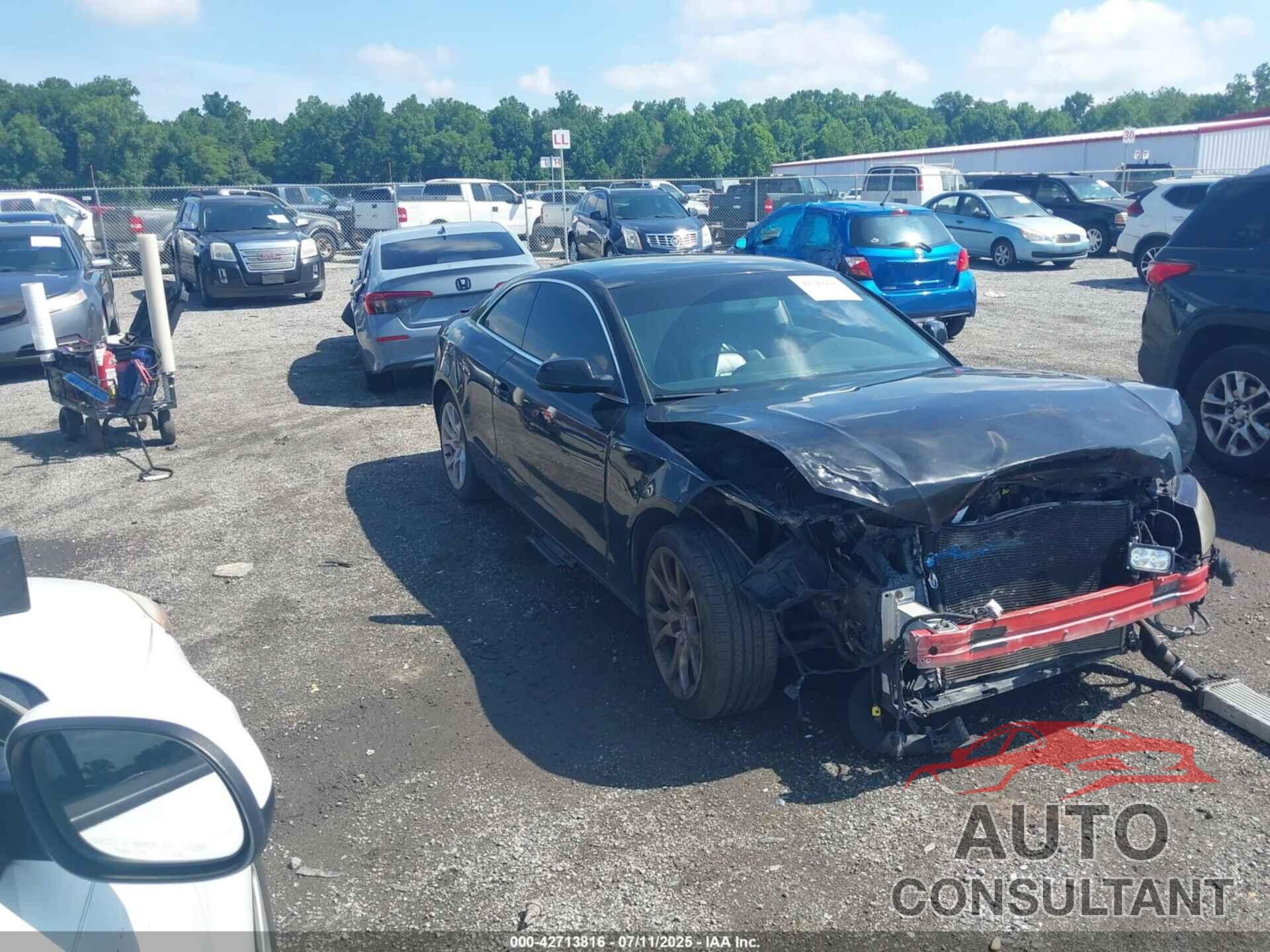 AUDI A5 2011 - WAUCFAFR1BA043585