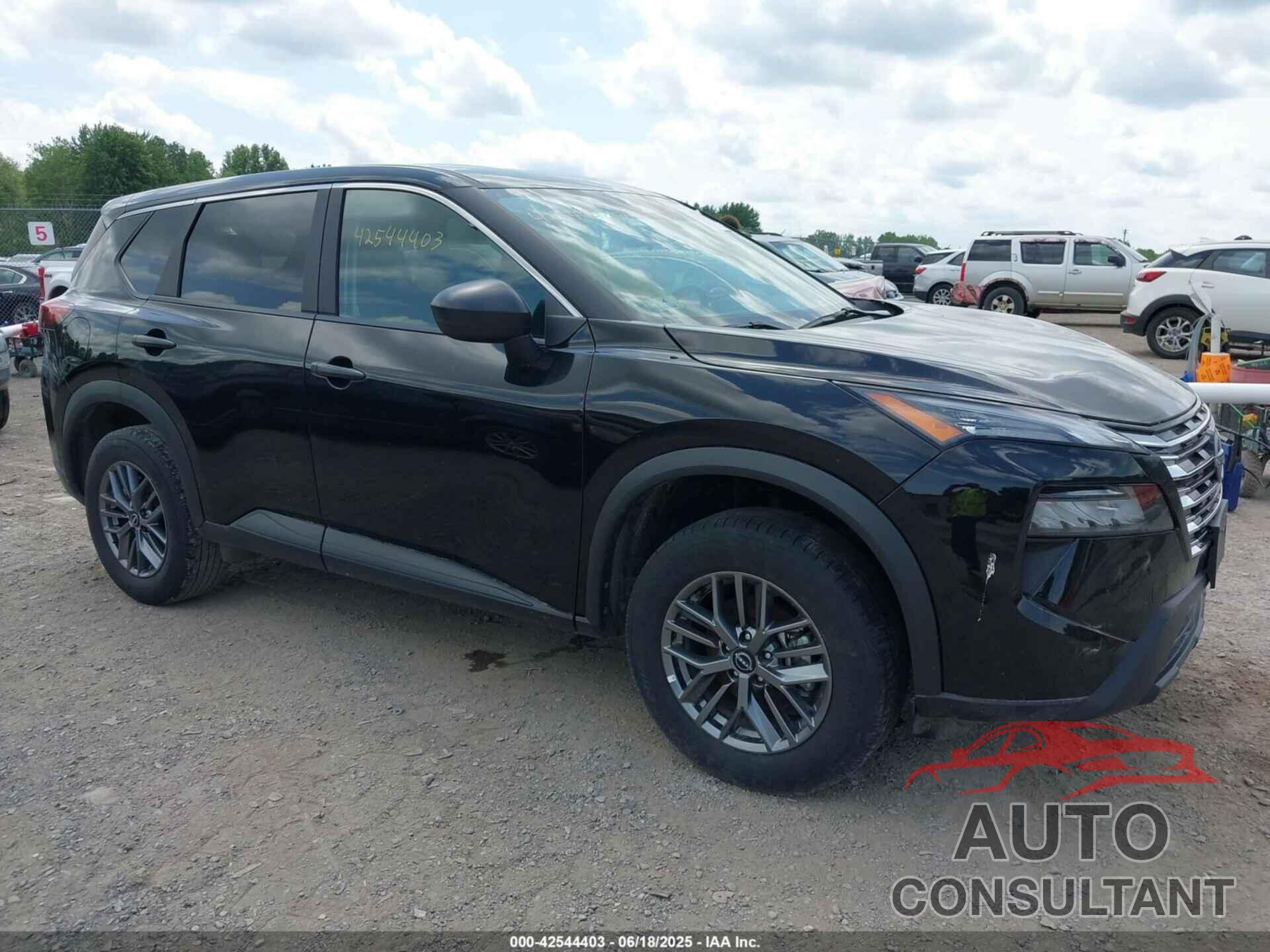 NISSAN ROGUE 2024 - 5N1BT3AB5RC712920