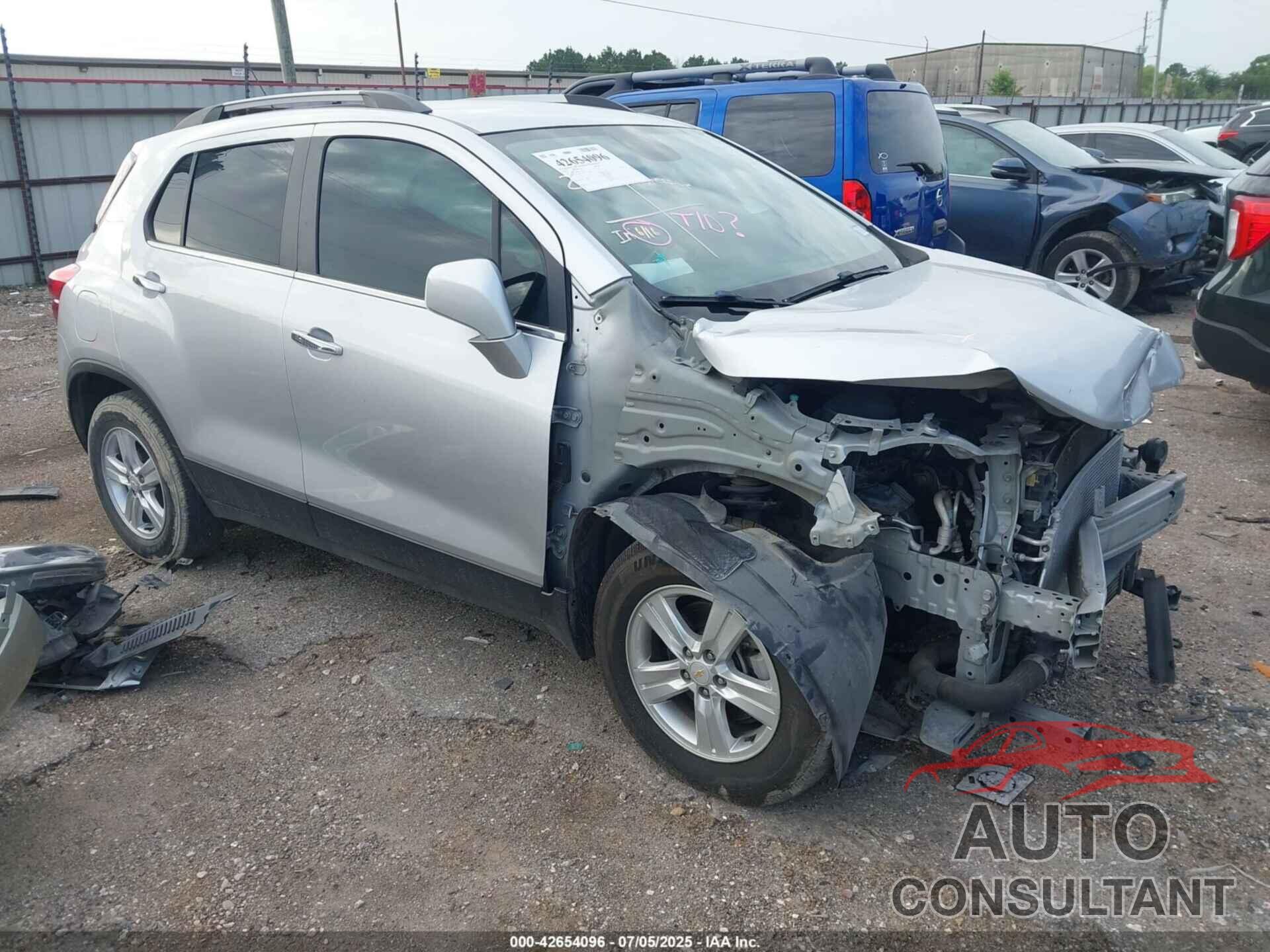 CHEVROLET TRAX 2020 - KL7CJLSB8LB013921