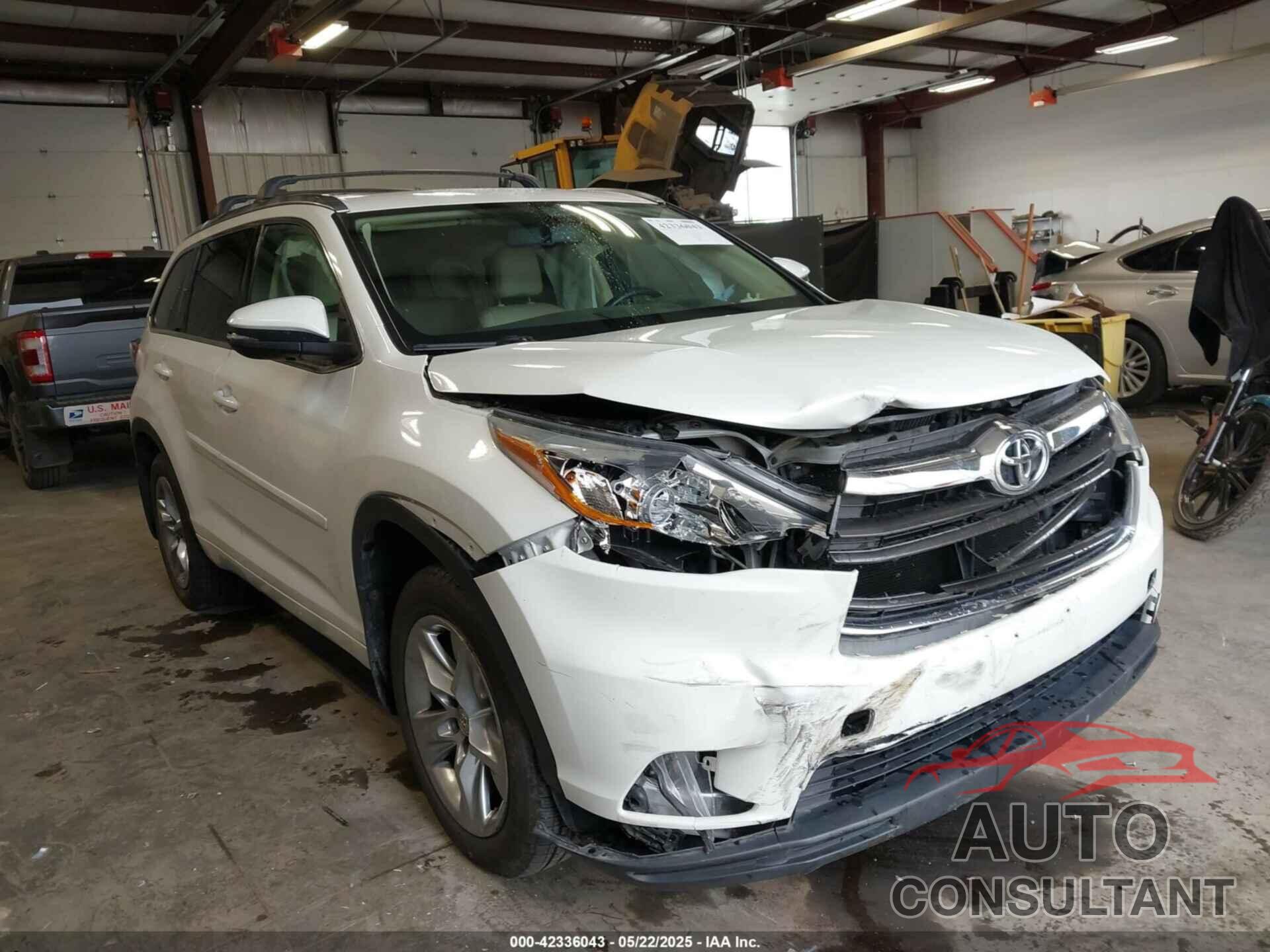 TOYOTA HIGHLANDER 2015 - 5TDDKRFH0FS091922