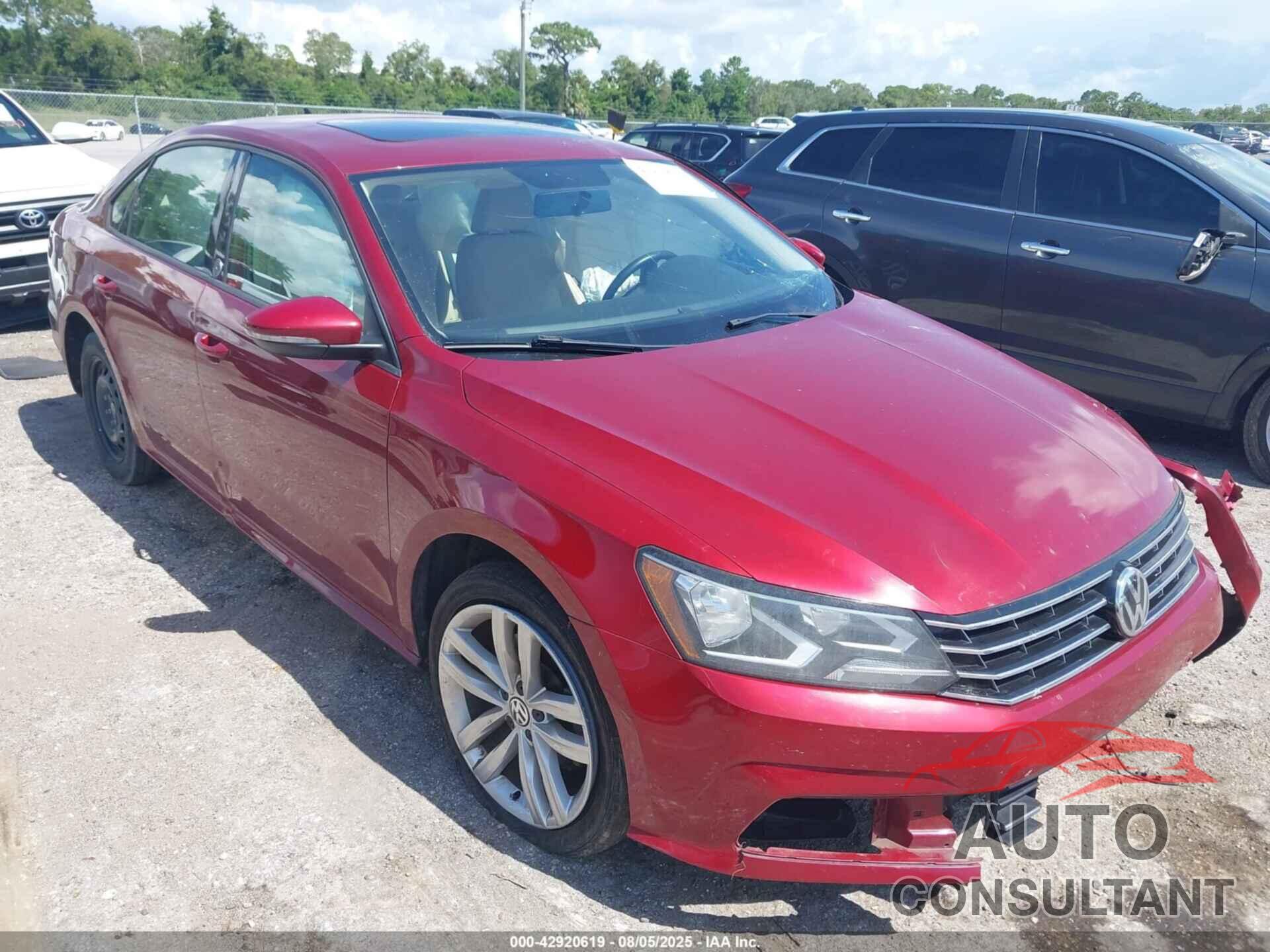 VOLKSWAGEN PASSAT 2019 - 1VWLA7A36KC004855