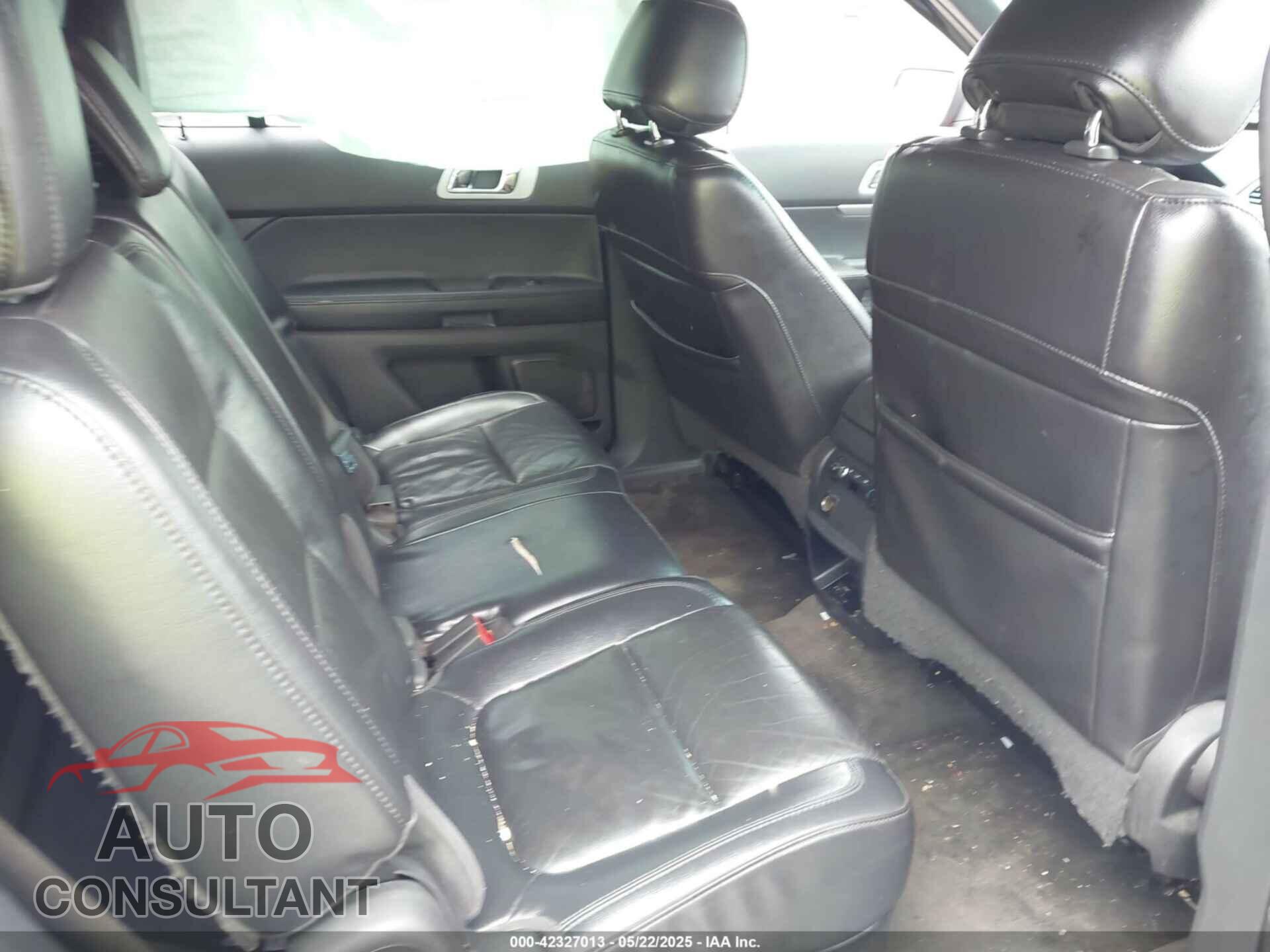 FORD EXPLORER 2011 - 1FMHK8D82BGA52232