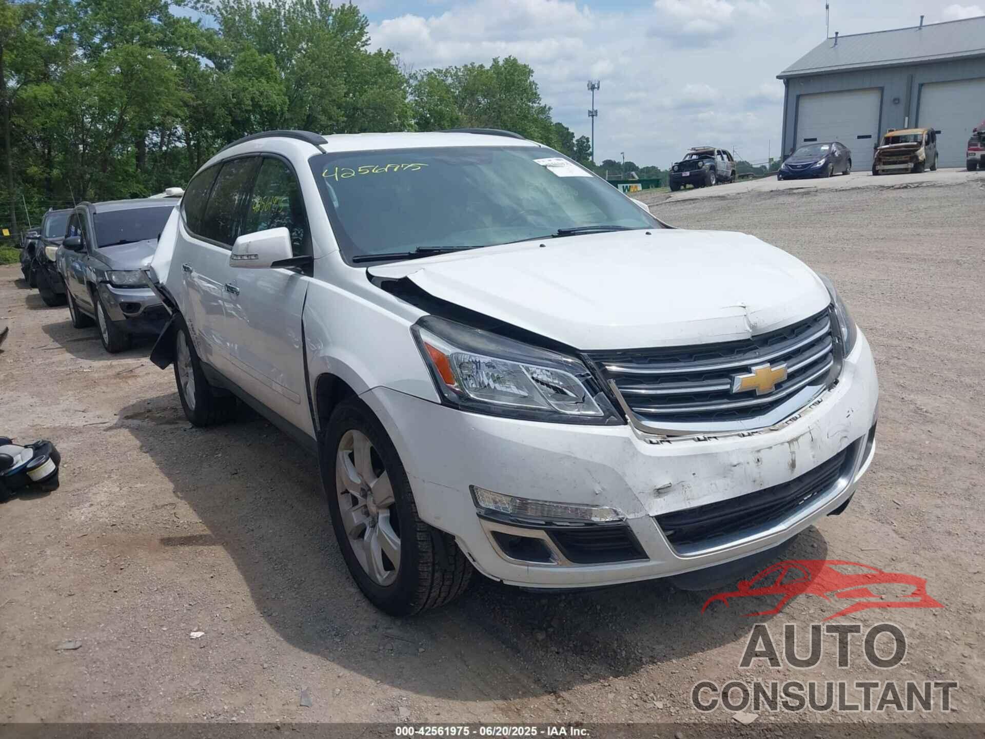 CHEVROLET TRAVERSE 2017 - 1GNKRGKD7HJ324356