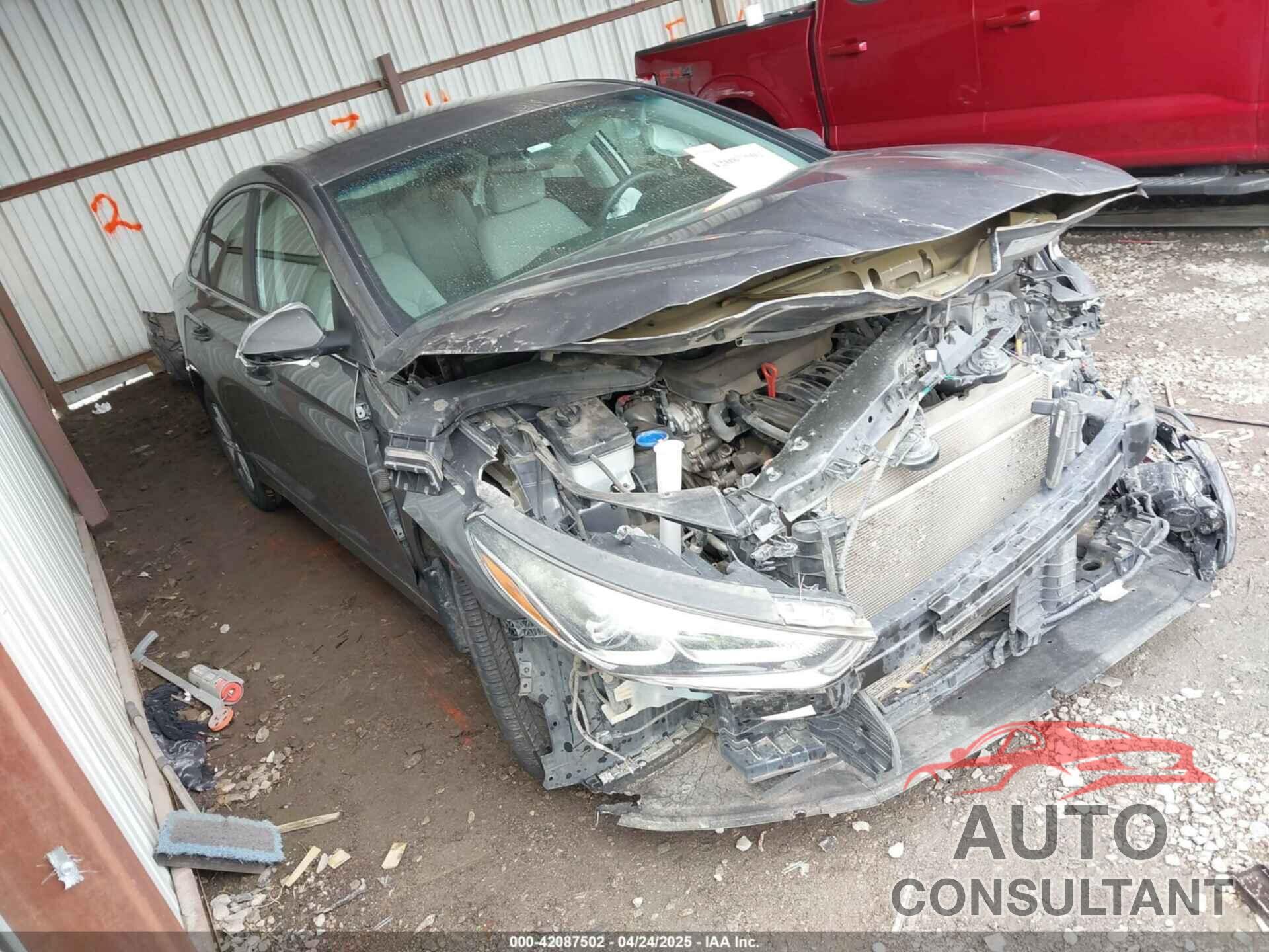HYUNDAI SONATA 2018 - 5NPE24AF9JH675456