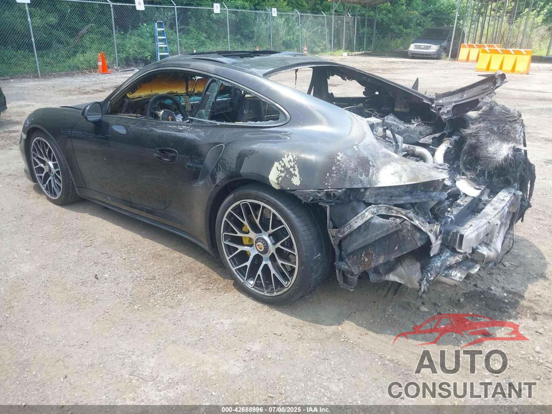 PORSCHE 911 2015 - WP0AD2A9XFS167089