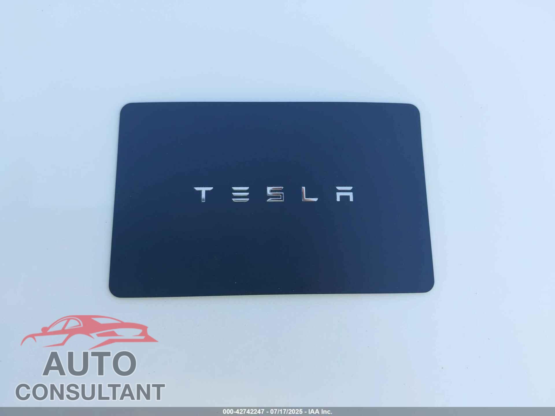 TESLA MODEL 3 2019 - 5YJ3E1EA8KF417778
