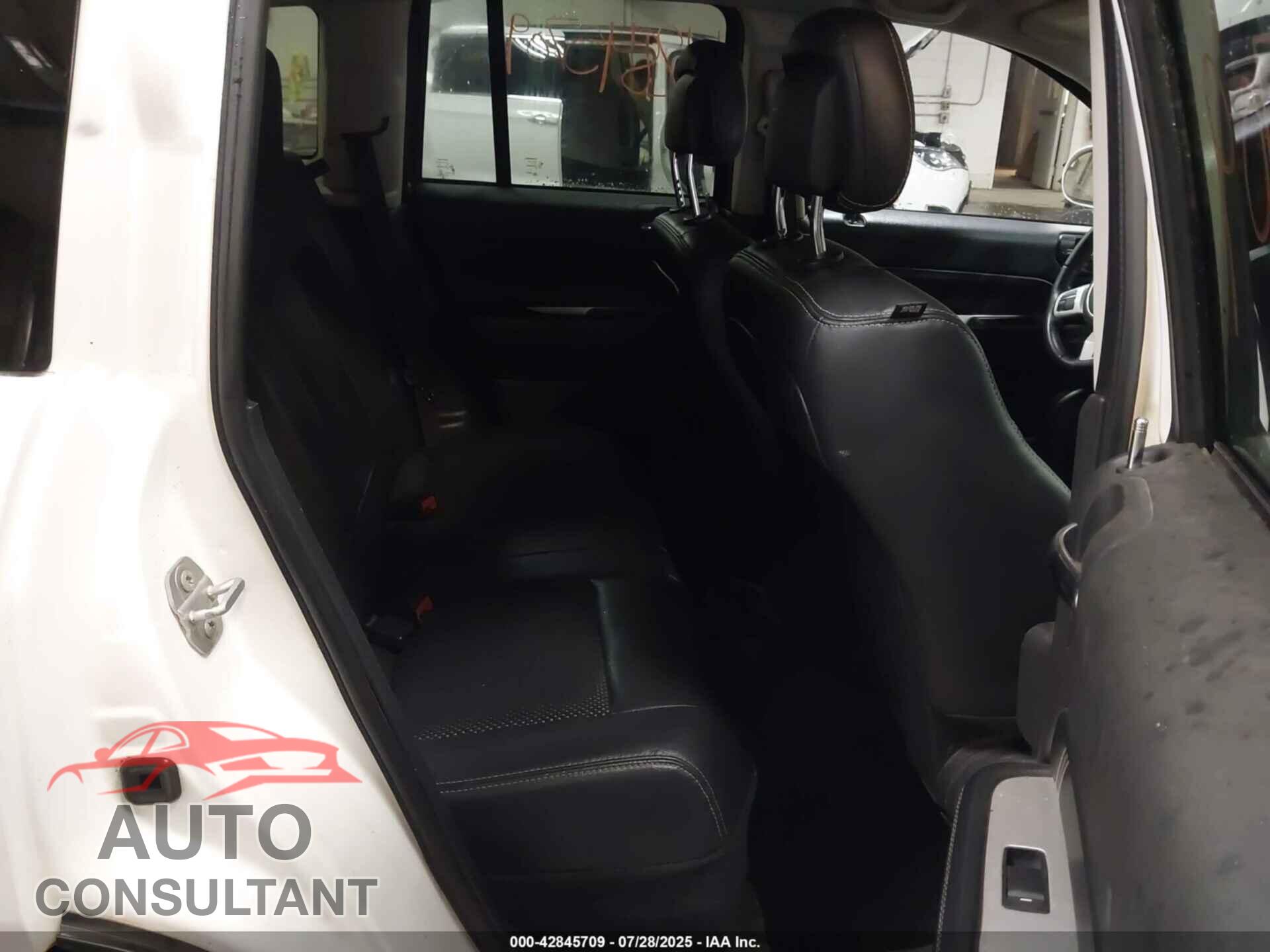JEEP COMPASS 2017 - 1C4NJDEB6HD104677